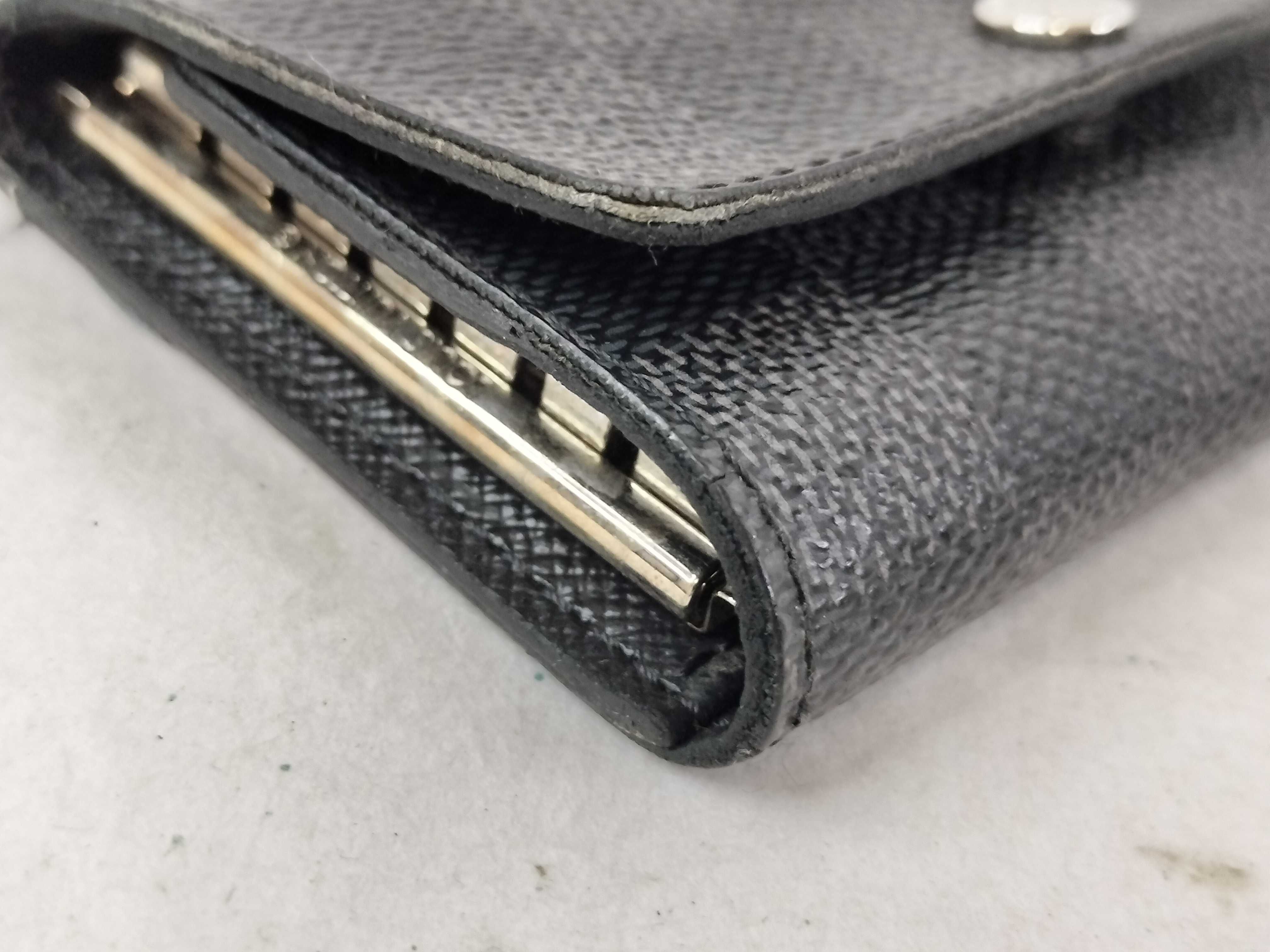 Damier N62630 Multicles 6 Key Case/Key Holder (Initials removed) — view 3