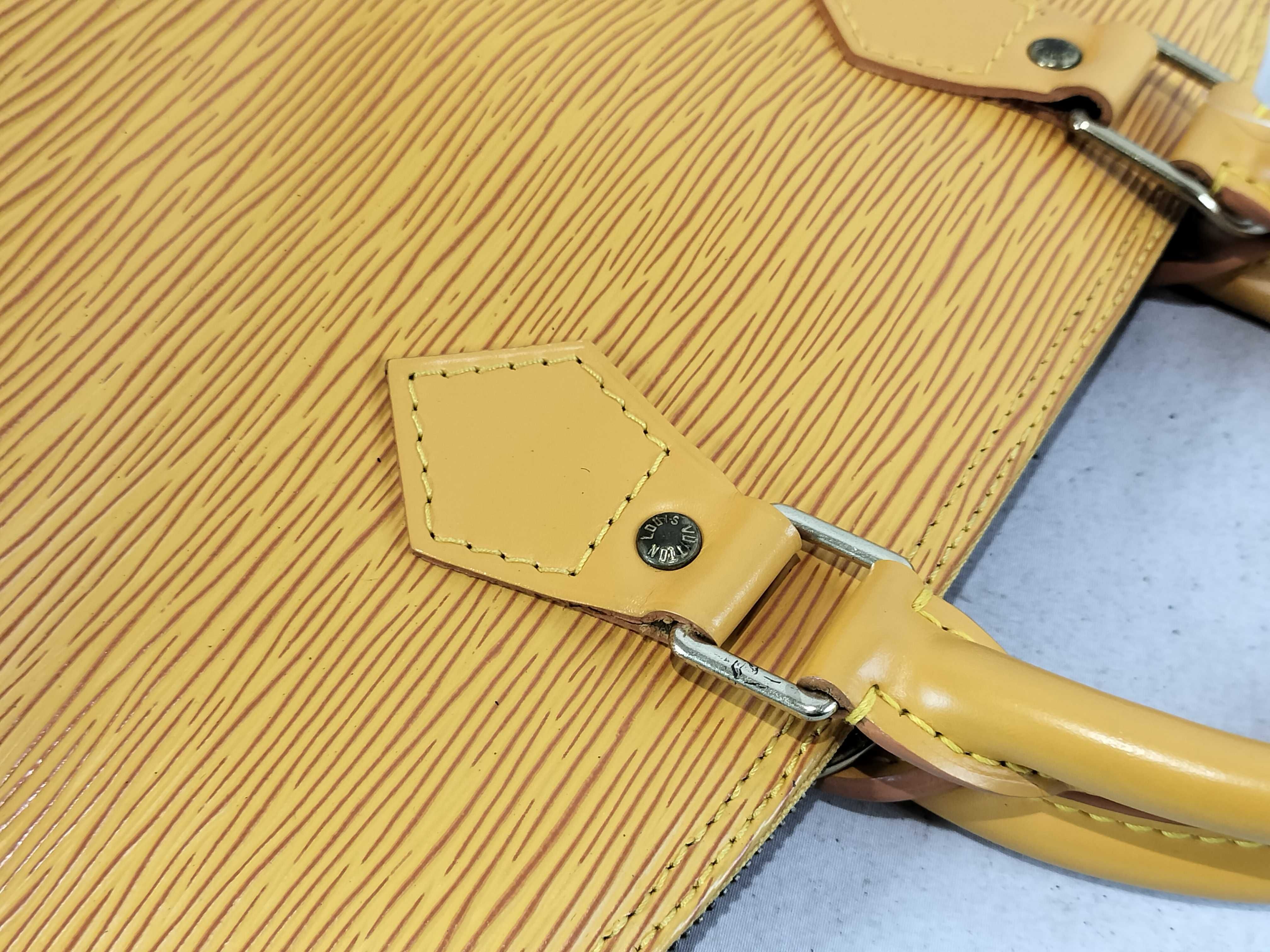 Epi Alma PM Handbag — view 5