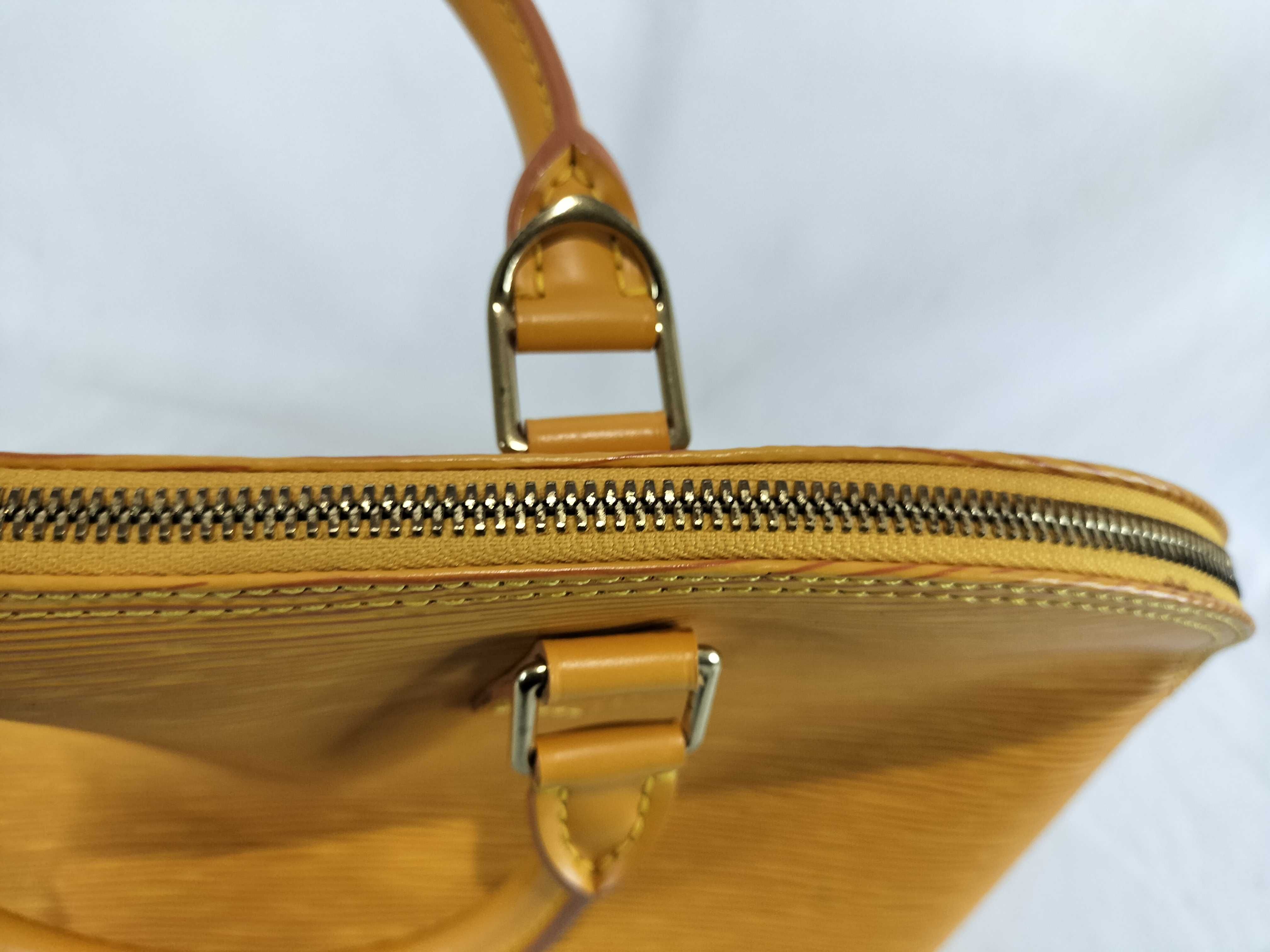 Epi Alma PM Handbag — view 9