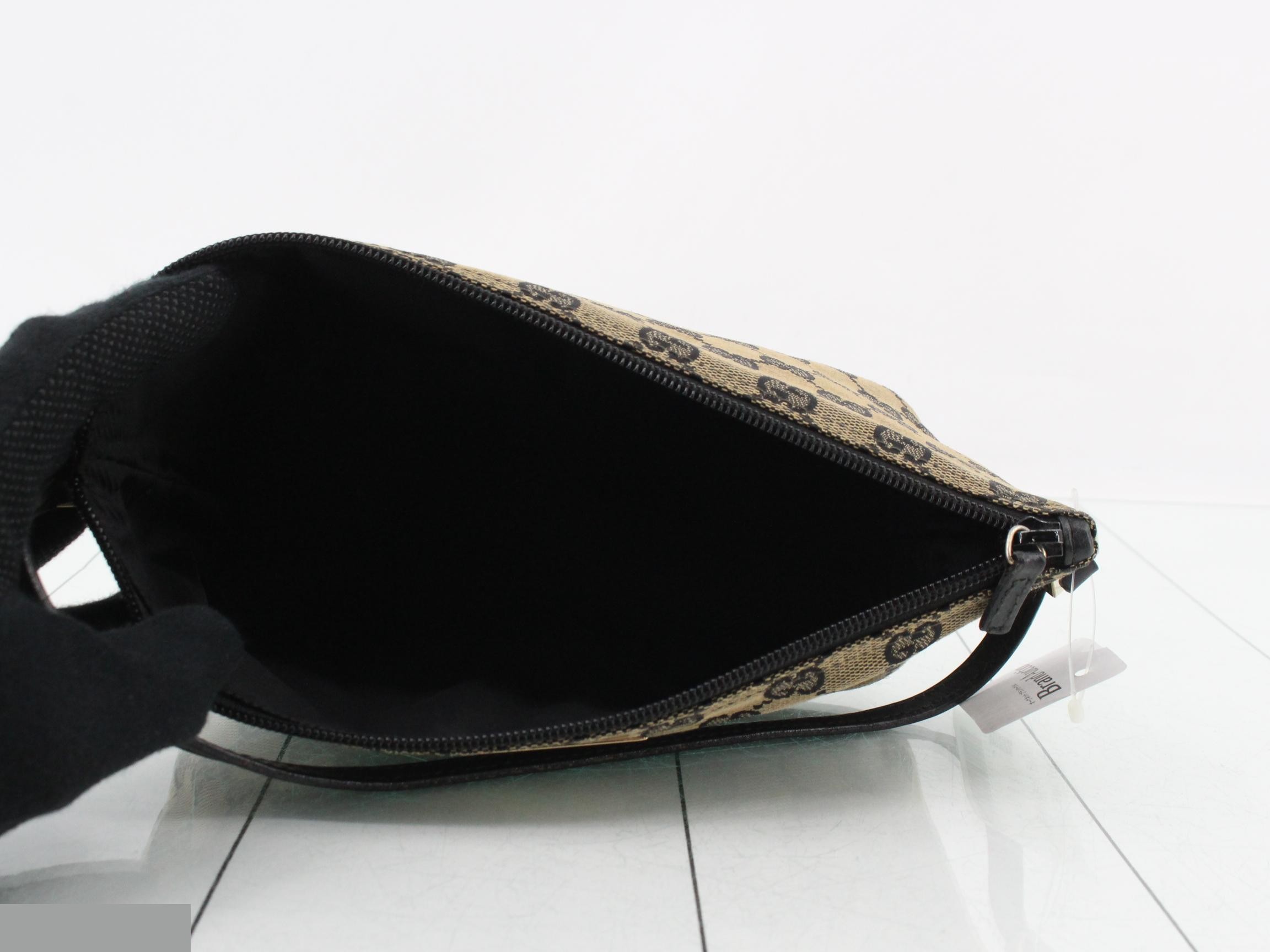 1 handle, beige/black leather/black, logo plate — view 4