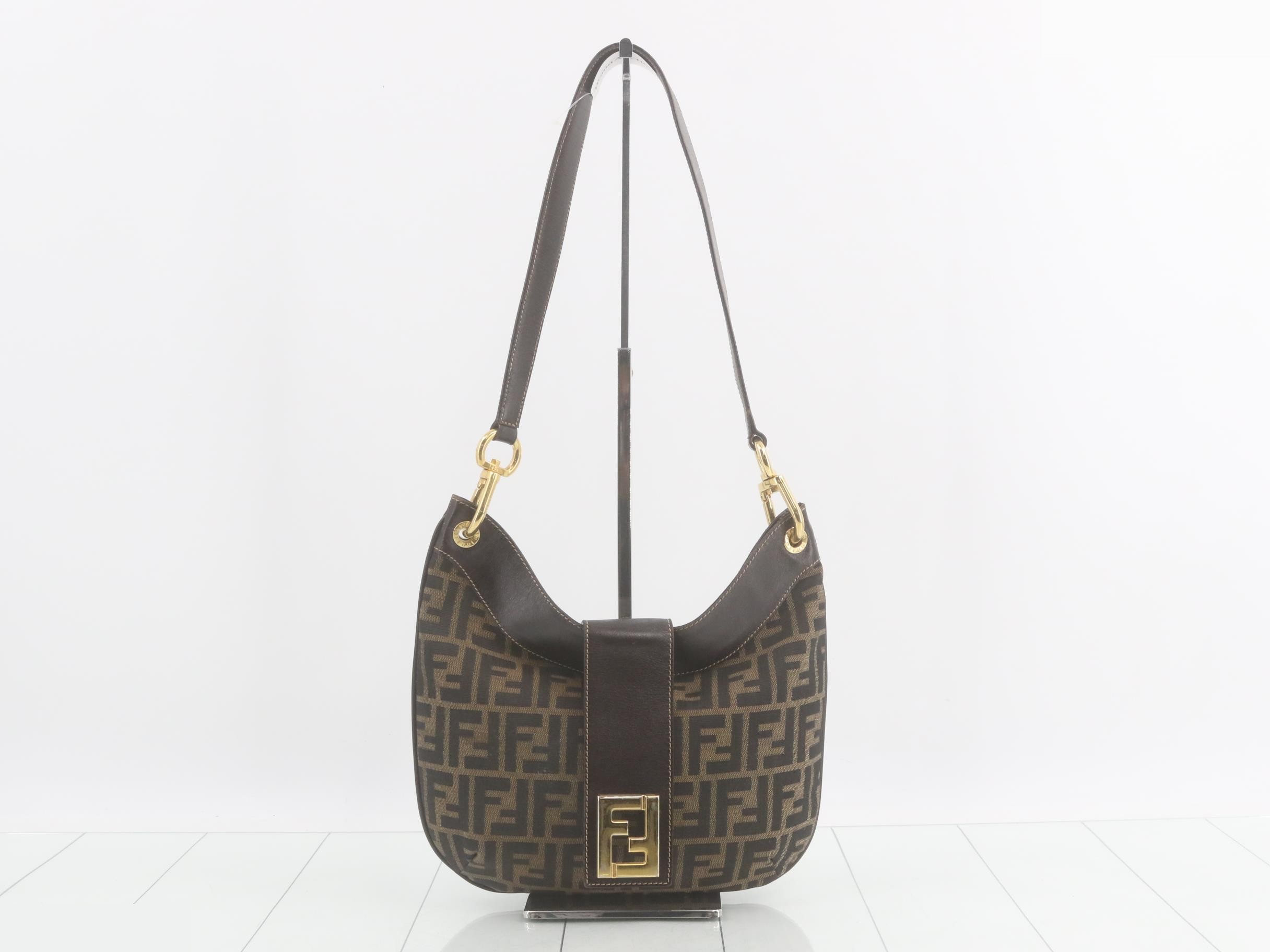 Zucca Shoulder Bag