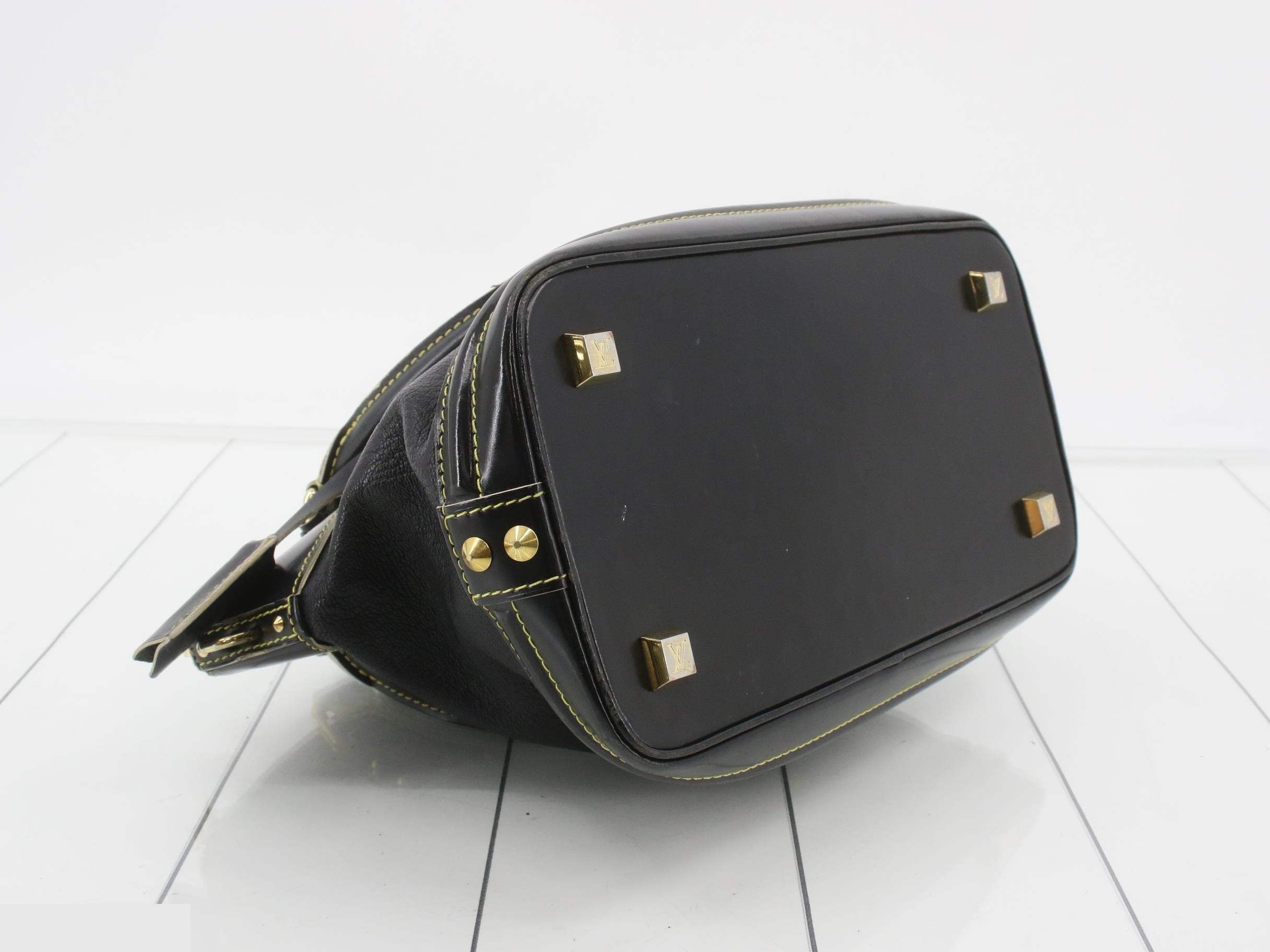 Suhari Lockit PM Noir Handbag — view 5