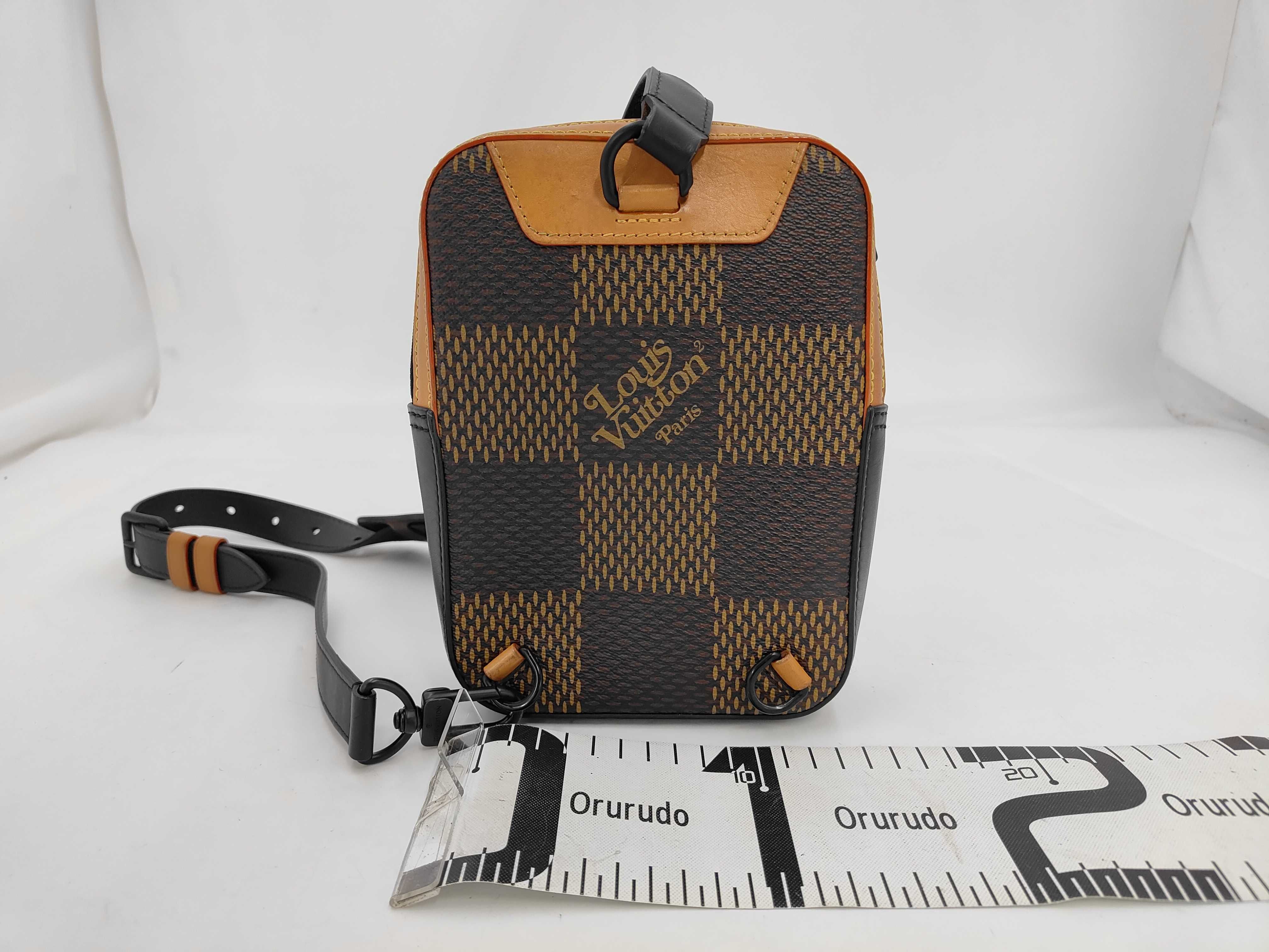 Damier Louis Vuitton NIGO Collaboration Amazon Sling Bag N40379 Shoulder Bag — view 2