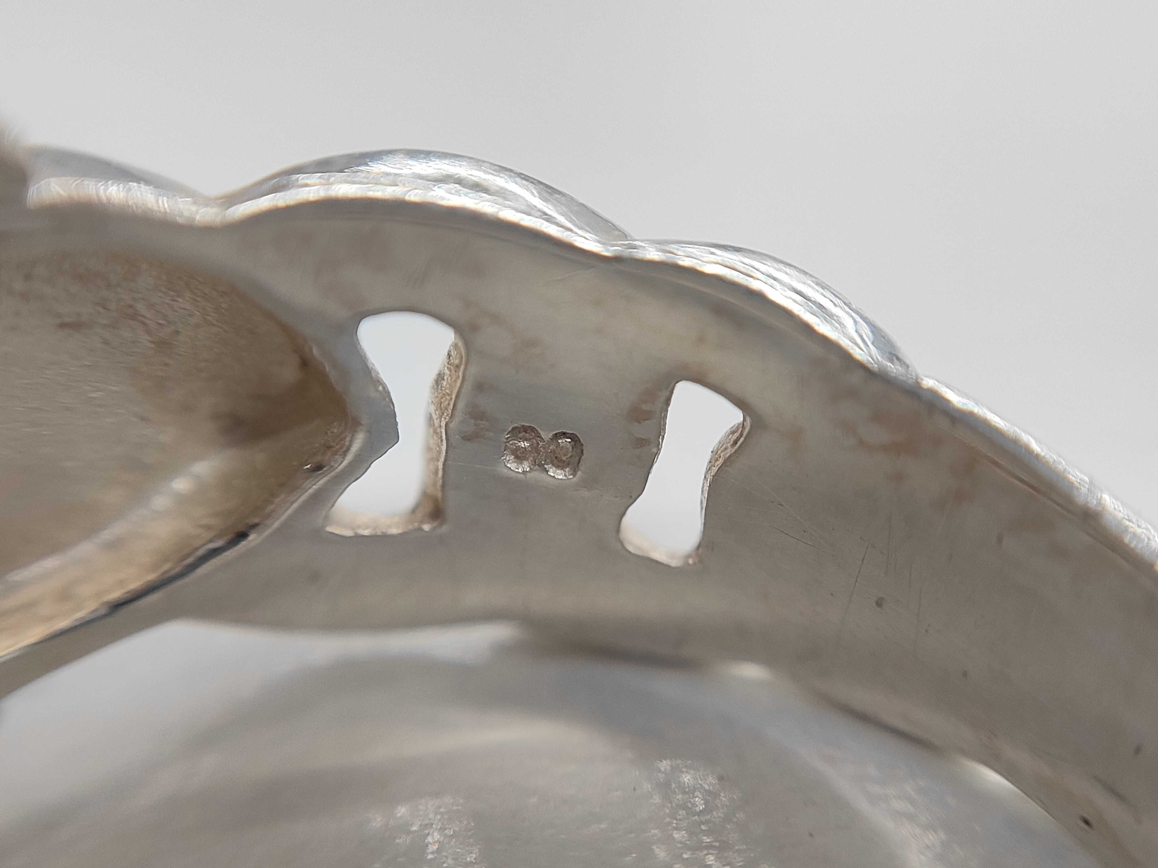 ring belt motif ring — view 6