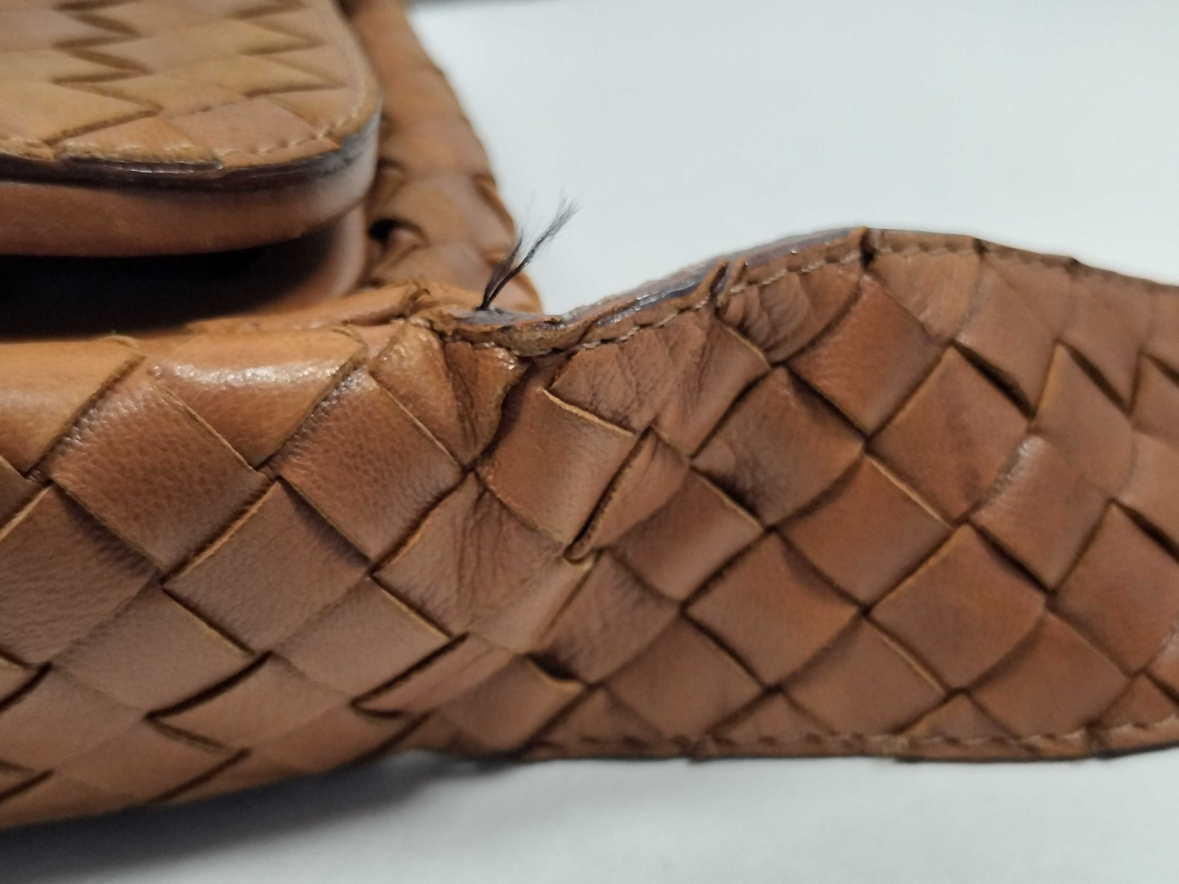 Intrecciato Bottega Veneta Shoulder Bag — view 5