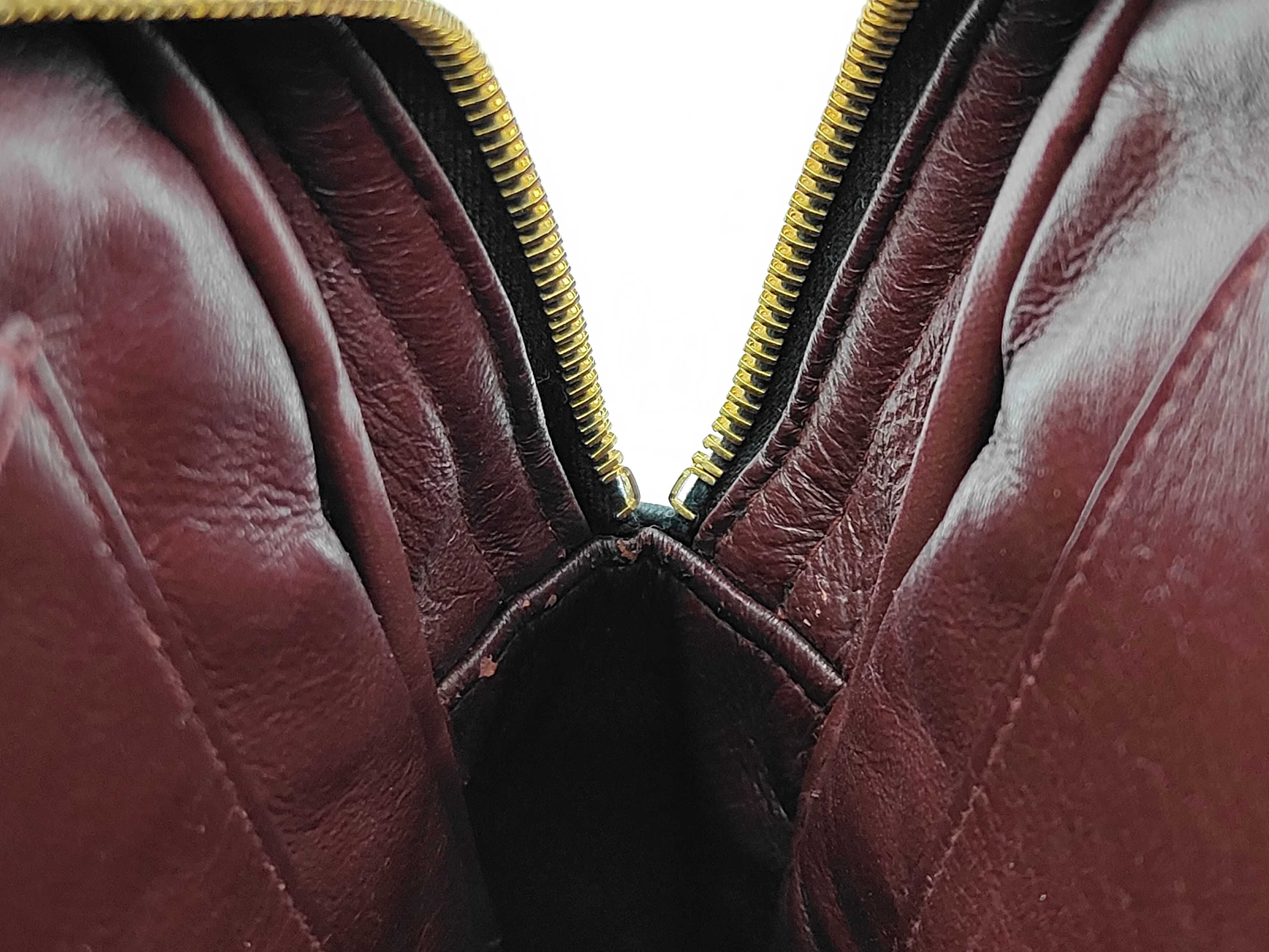 Matelassé Chain Coco Mark Shoulder Bag — view 9