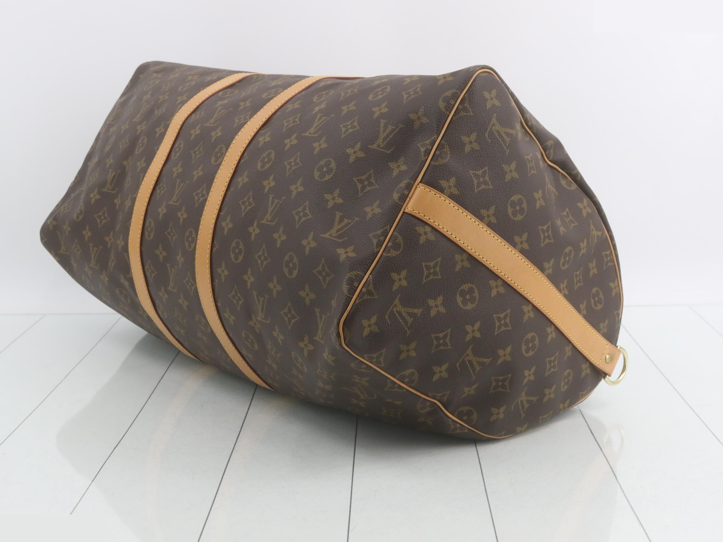 Keepall Bandoulière 55 FL0050 - Includes strap, handle, name tag, and key. — view 6