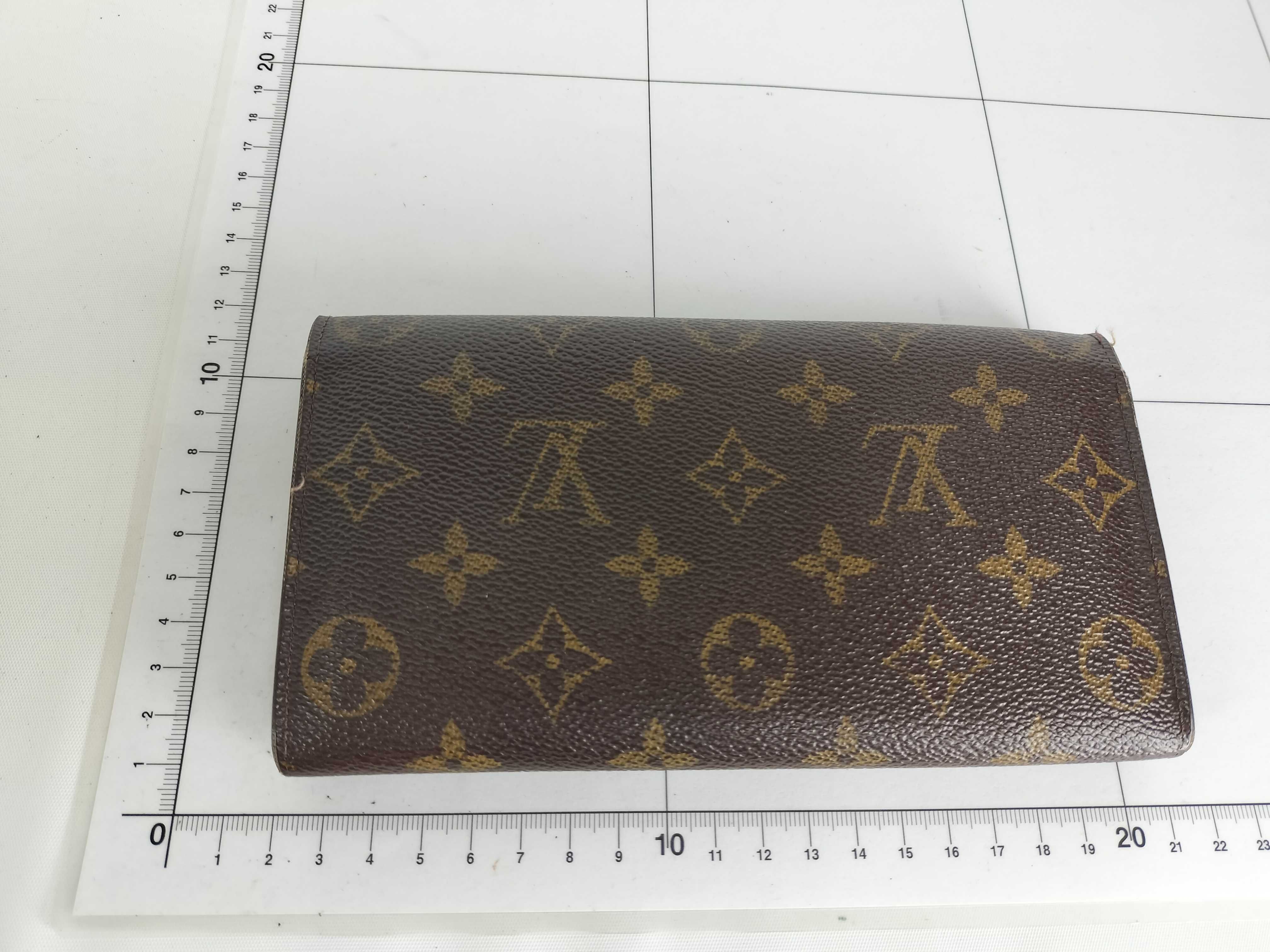 Monogram Old Sarah Wallet — view 15