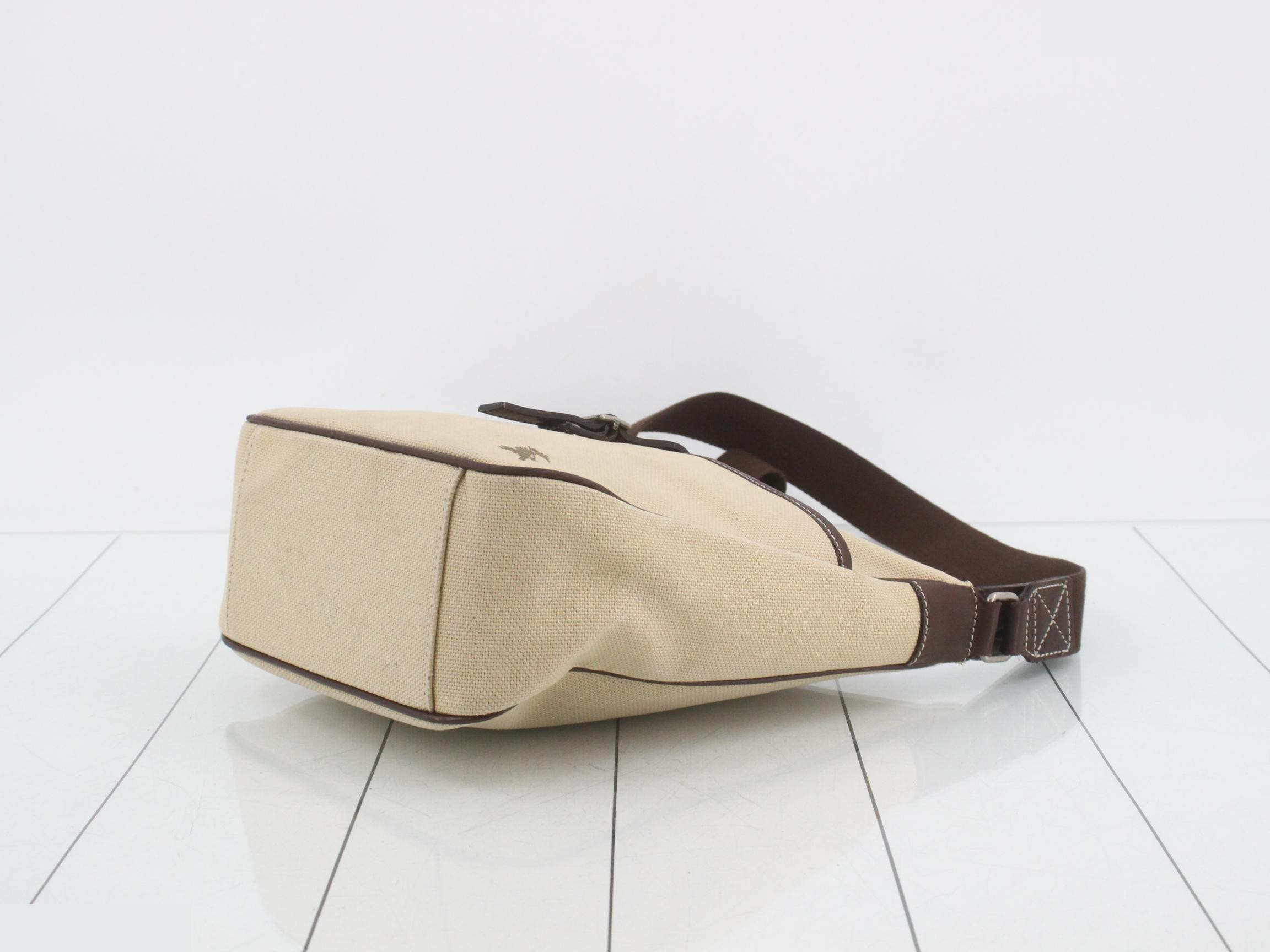 Blue Label canvas shoulder bag, aftermarket pull tab. — view 6