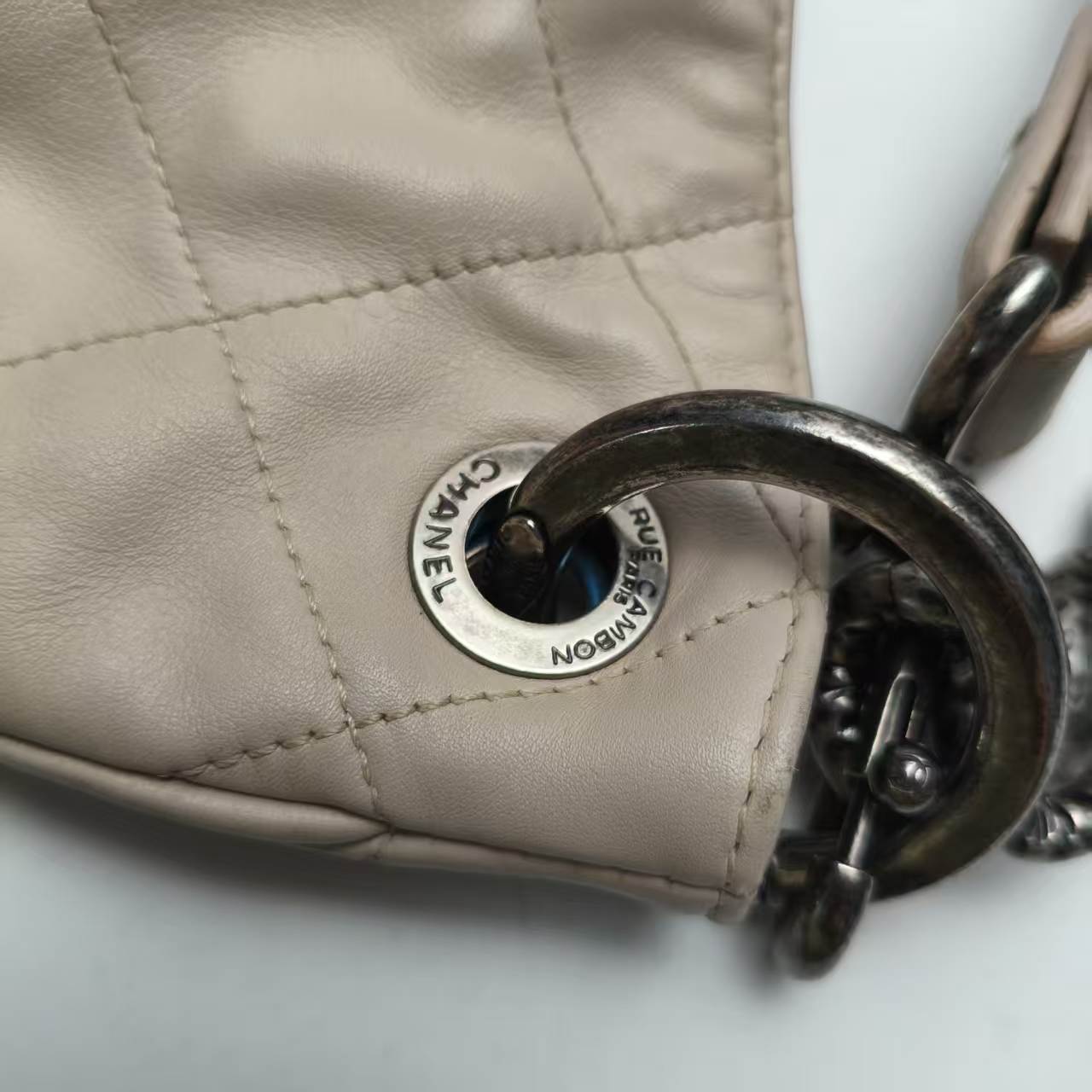 【*Shipped from: China*】CHANEL Leather Shoulder Bag 16840360 — view 10