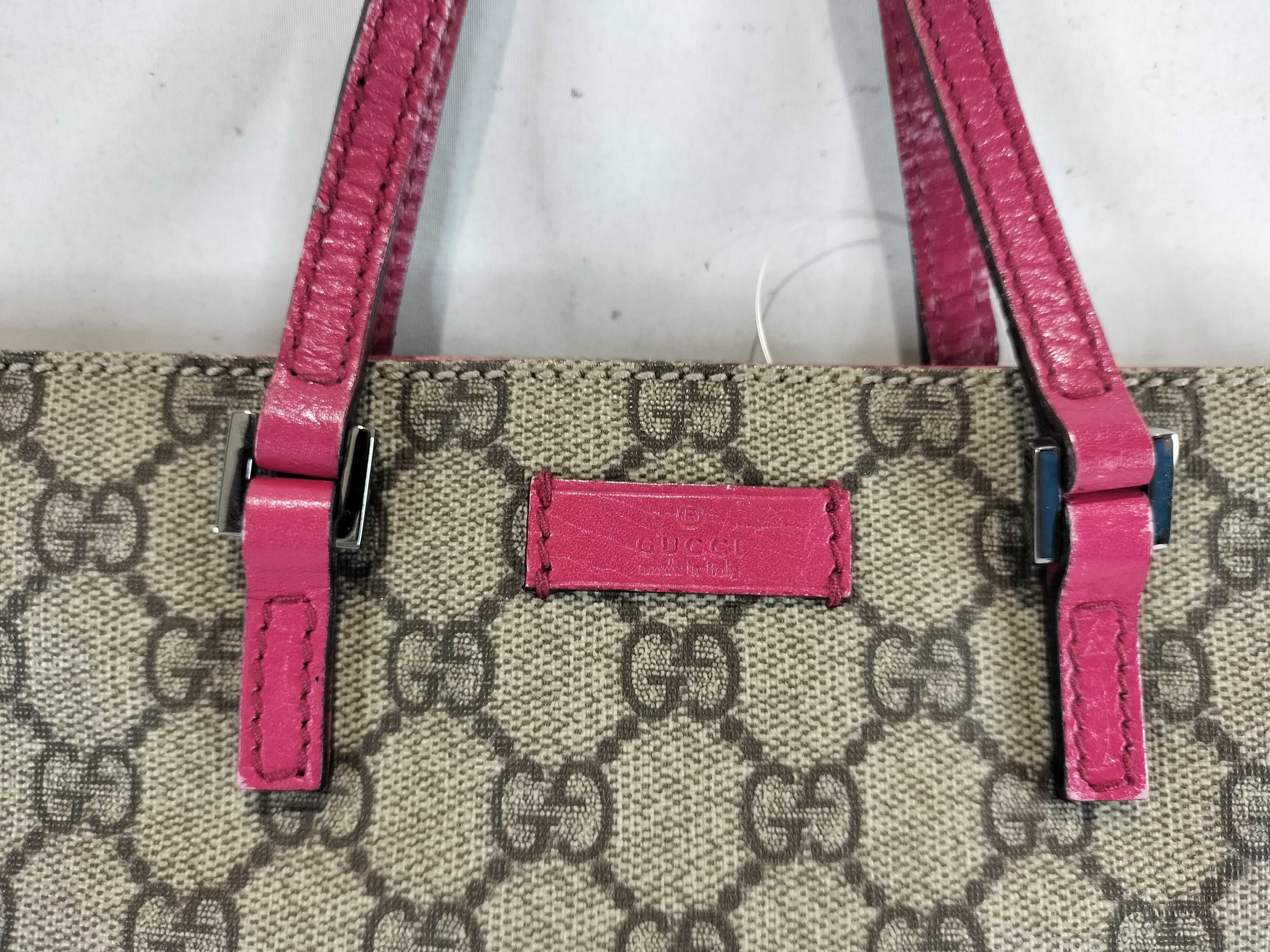 GG Supreme 117551 Vertical Handbag — view 2