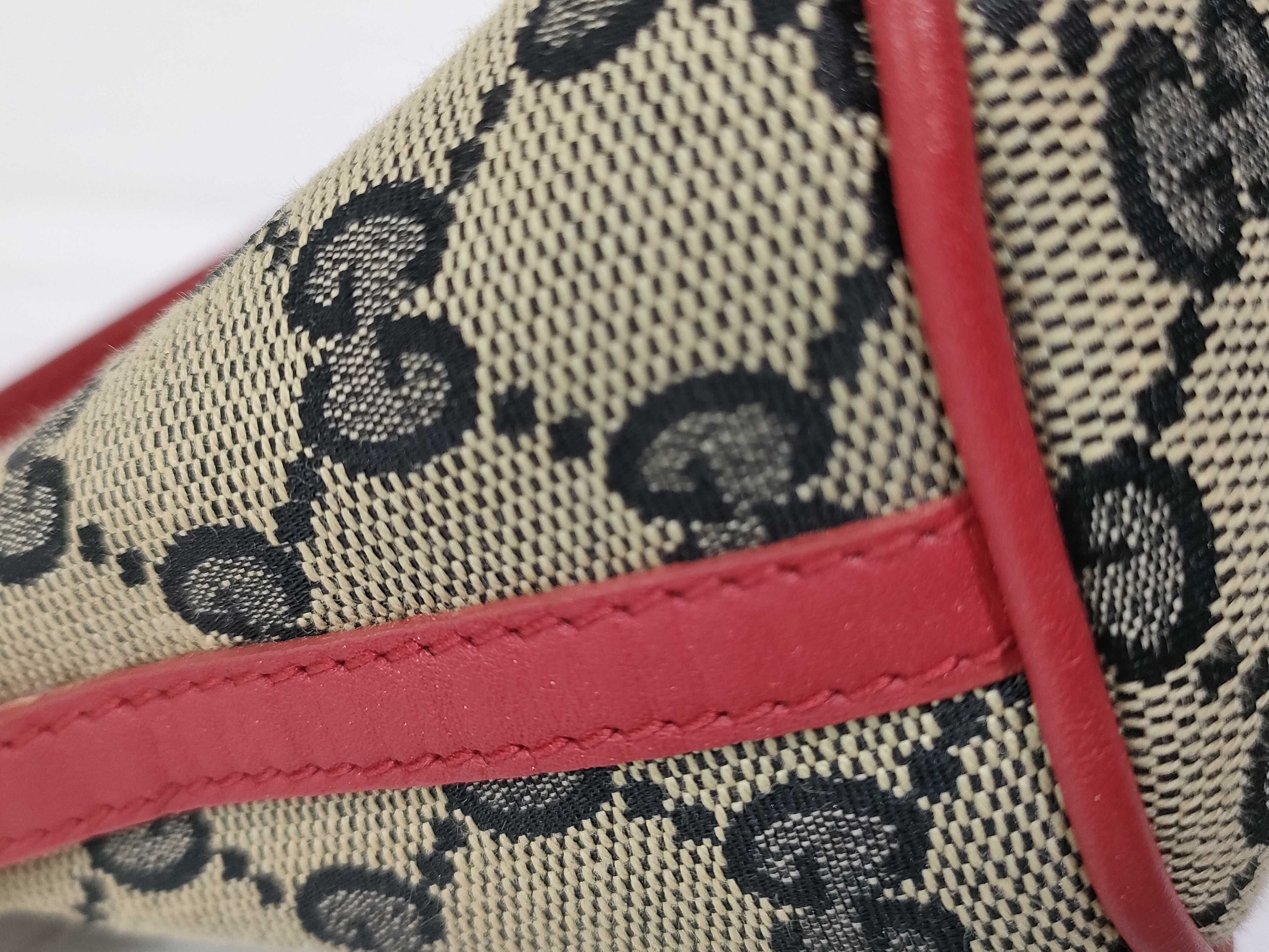 GG canvas handbag — view 14