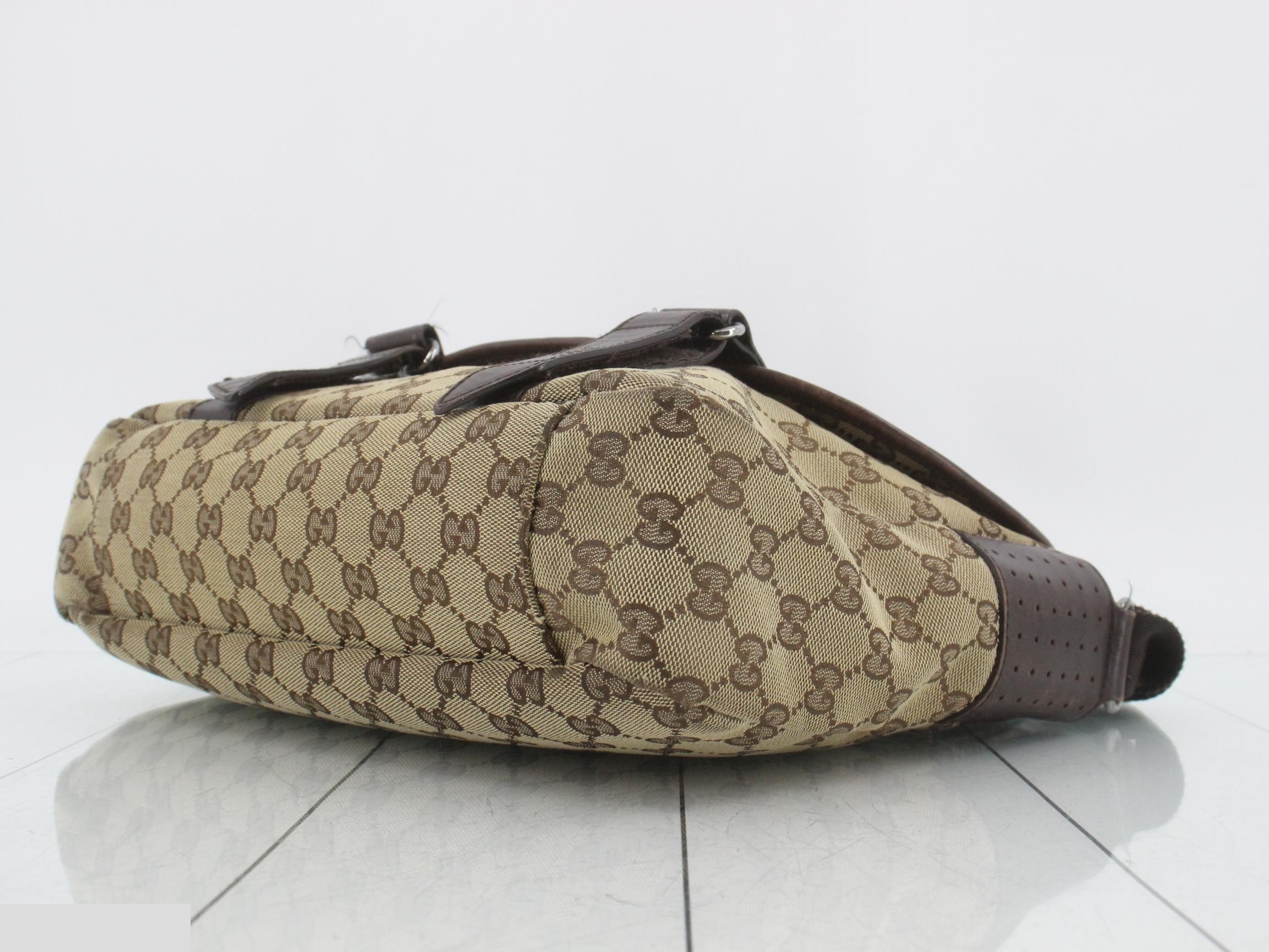 GG Canvas Shoulder Bag — view 6