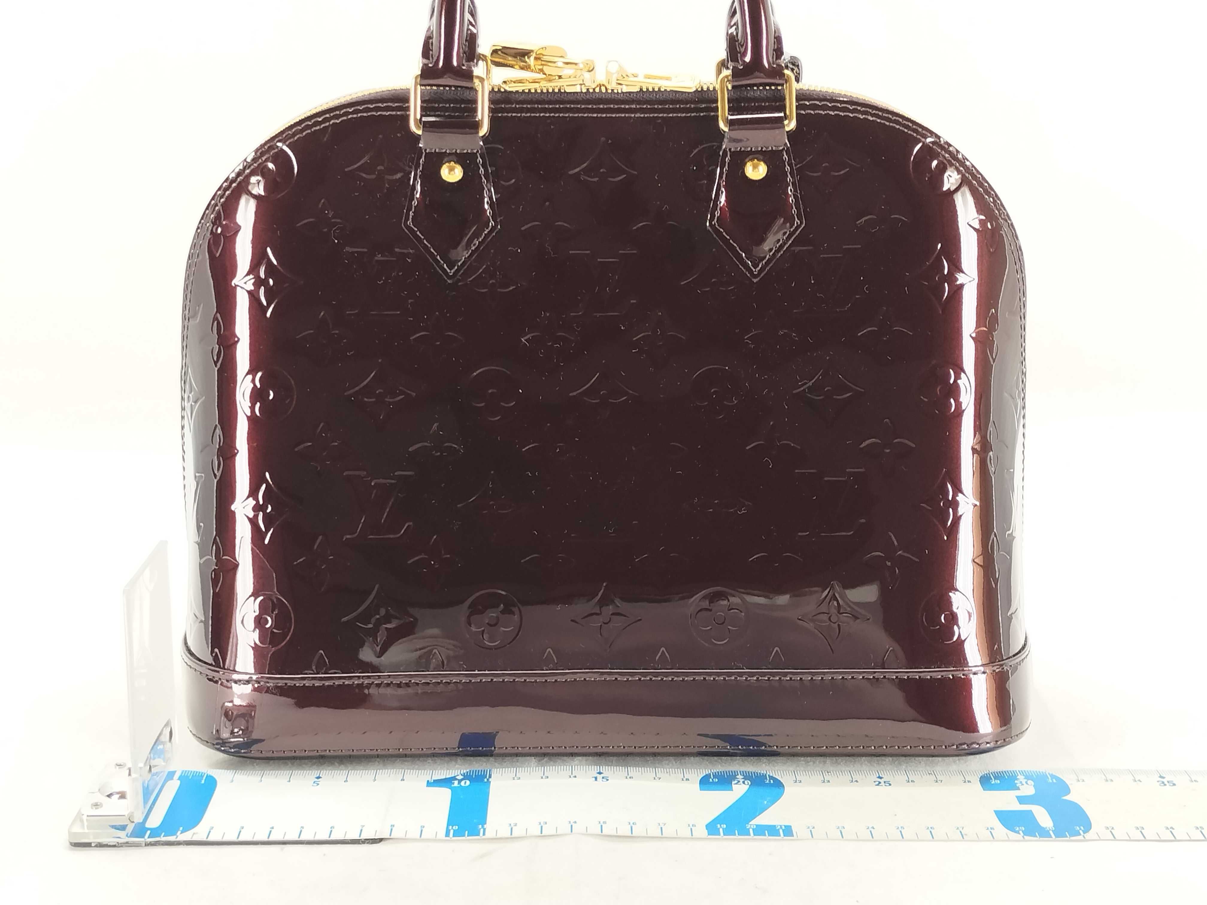 Vernis Alma PM M91611 SN3162 Bordeaux Handbag — view 2