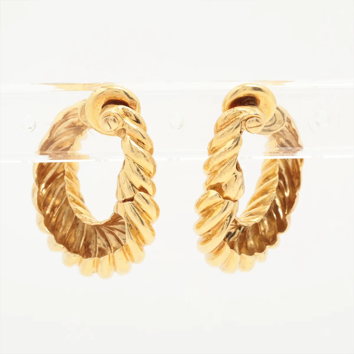 earrings 750(YG) 26.2g B3066R90 Faint engraving Some double engraving — view 3