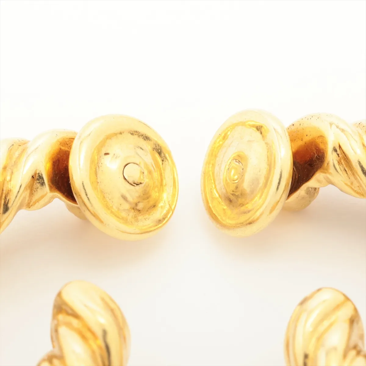 earrings 750(YG) 26.2g B3066R90 Faint engraving Some double engraving — view 4