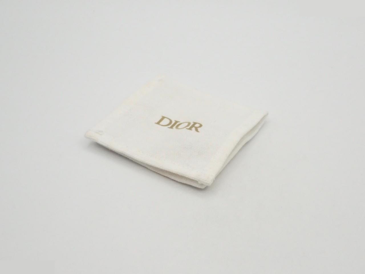 Gold earrings — view 4