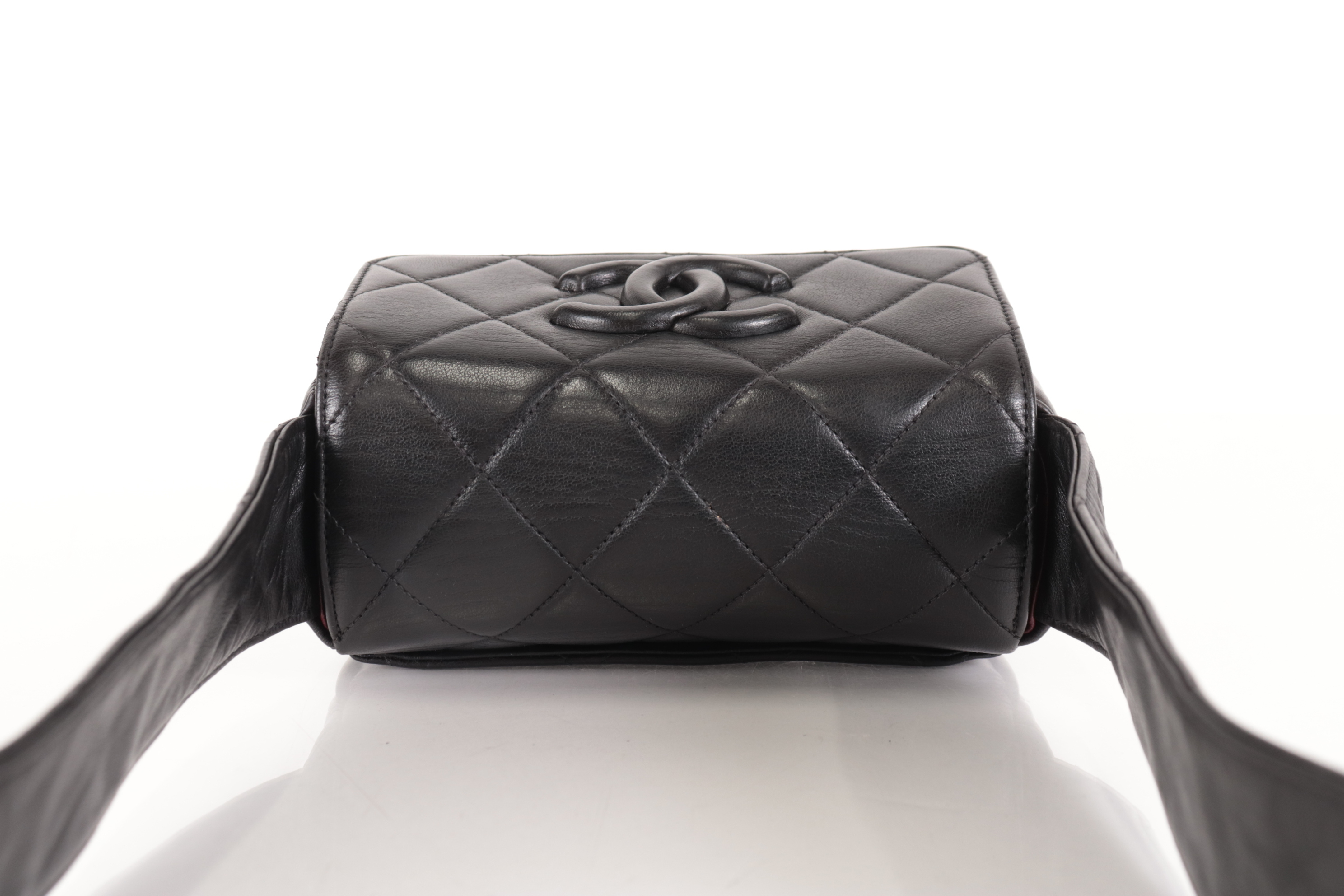 Matelassé Lambskin Shoulder Bag (Series 2) — view 6