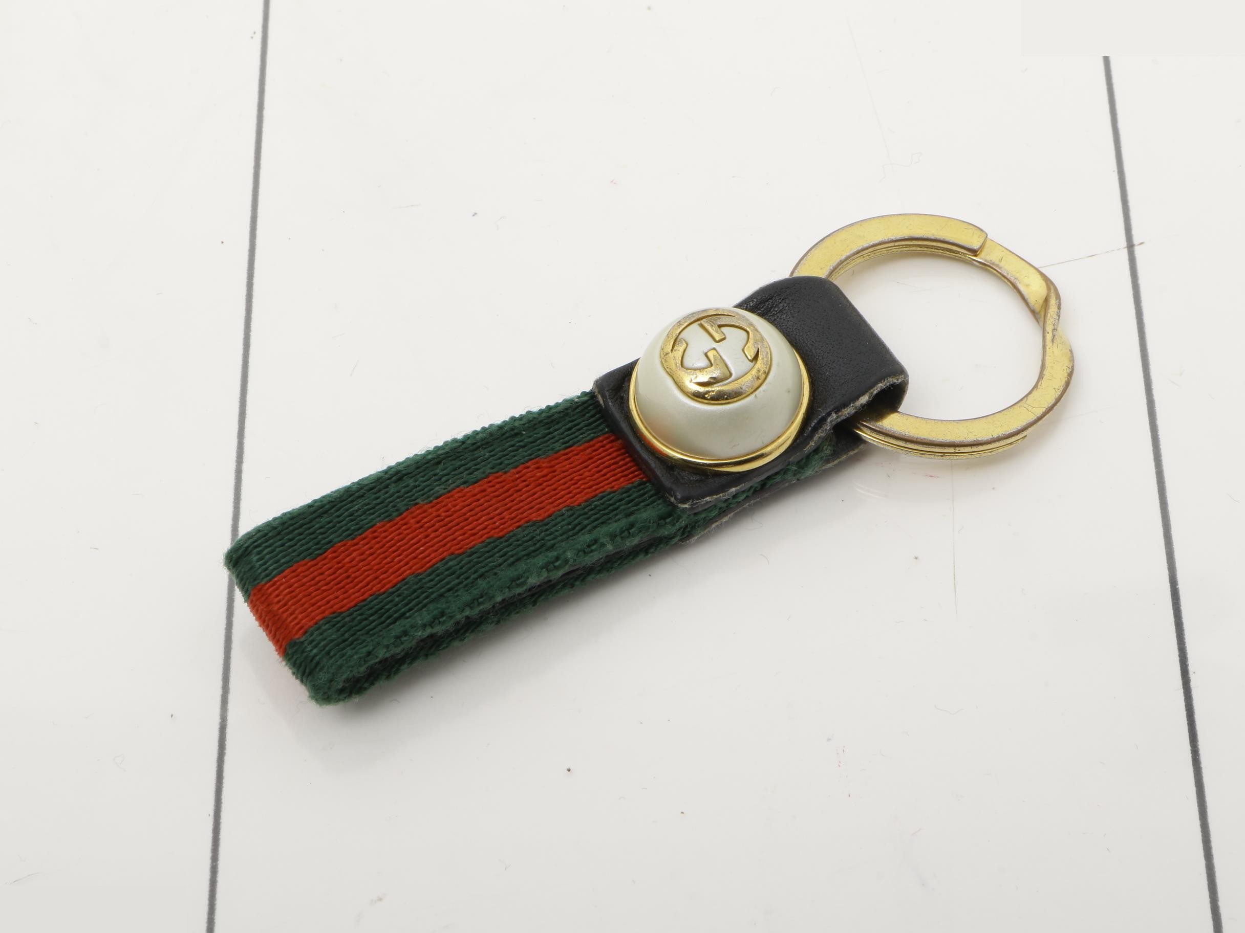 Interlocking Keyring Sherry Pearl