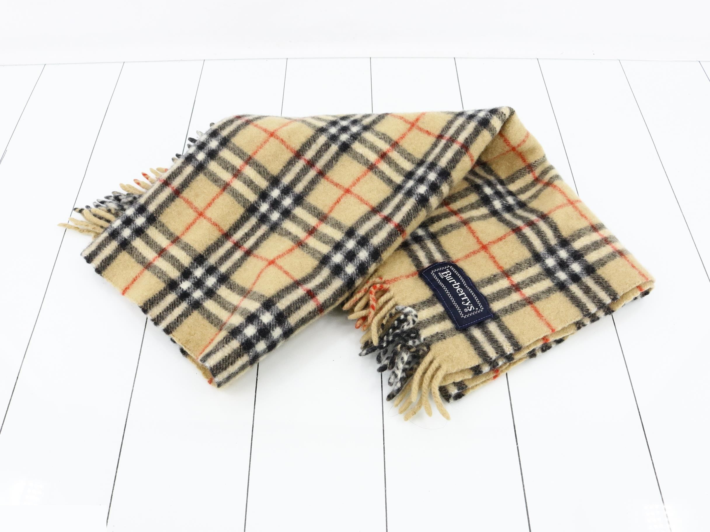 Other items: accessories, shawls (lap blankets) — view 2