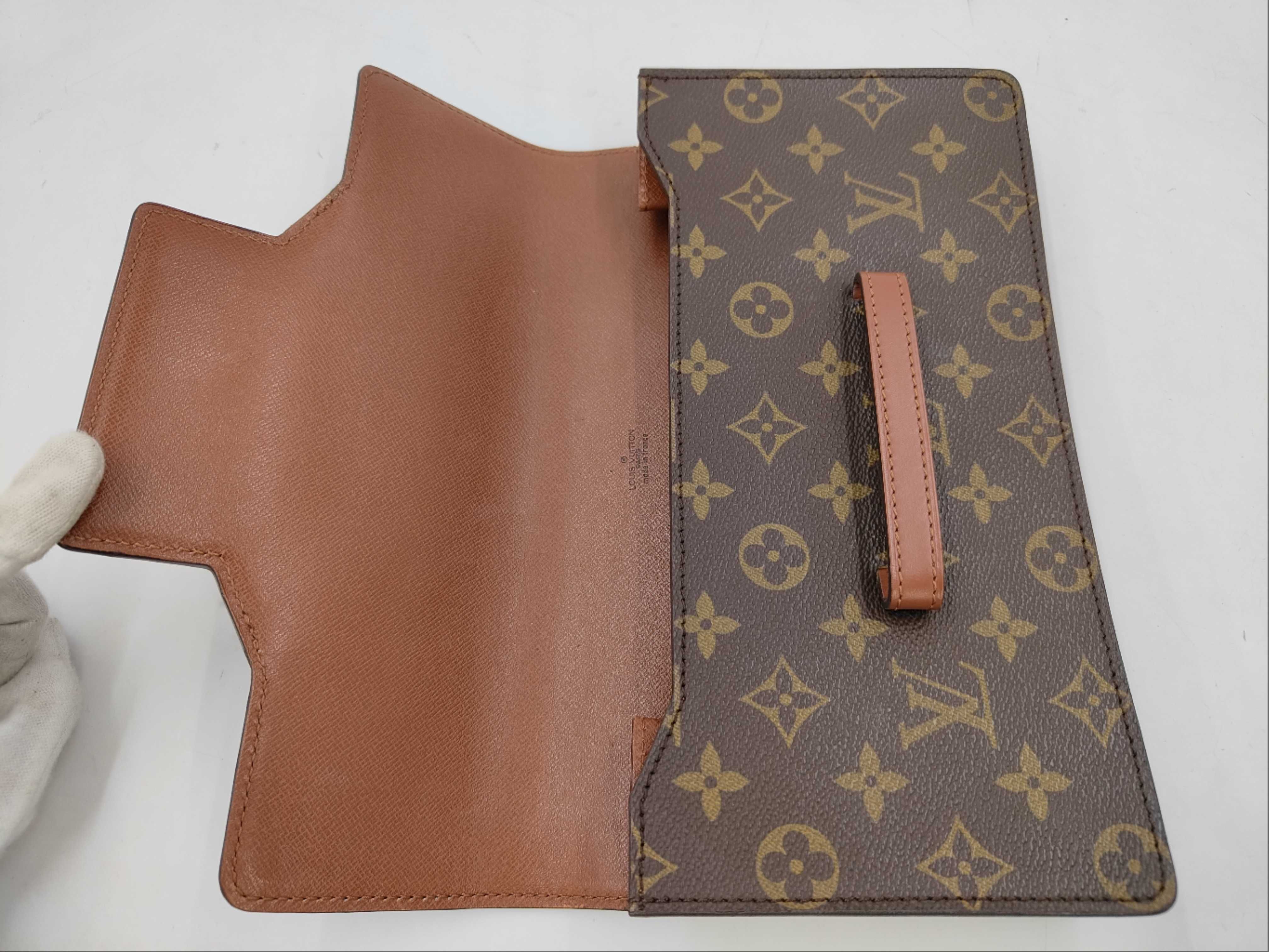 Monogram Louis Vuitton Monogram Chaillot Second Bag — view 8