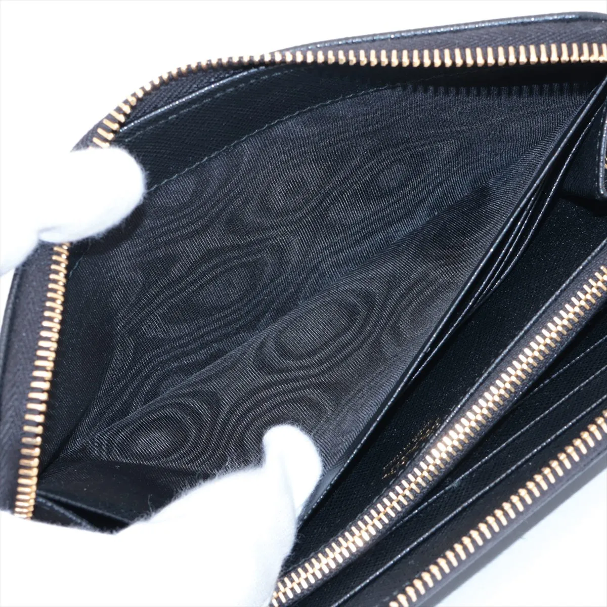 Saffiano 1ML506 Leather Round Zip Wallet Black — view 4