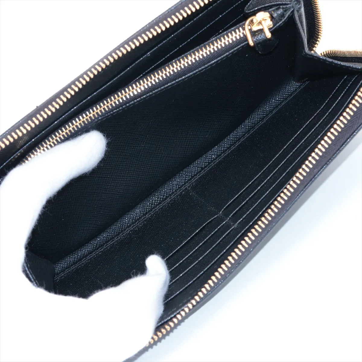 Saffiano 1ML506 Leather Round Zip Wallet Black — view 6