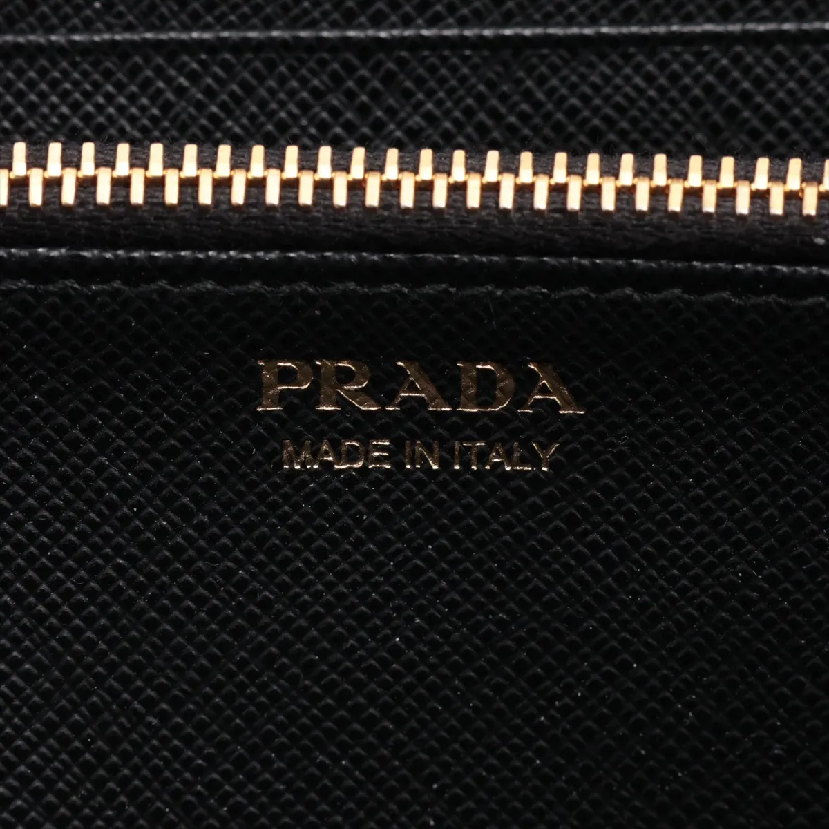 Saffiano 1ML506 Leather Round Zip Wallet Black — view 9