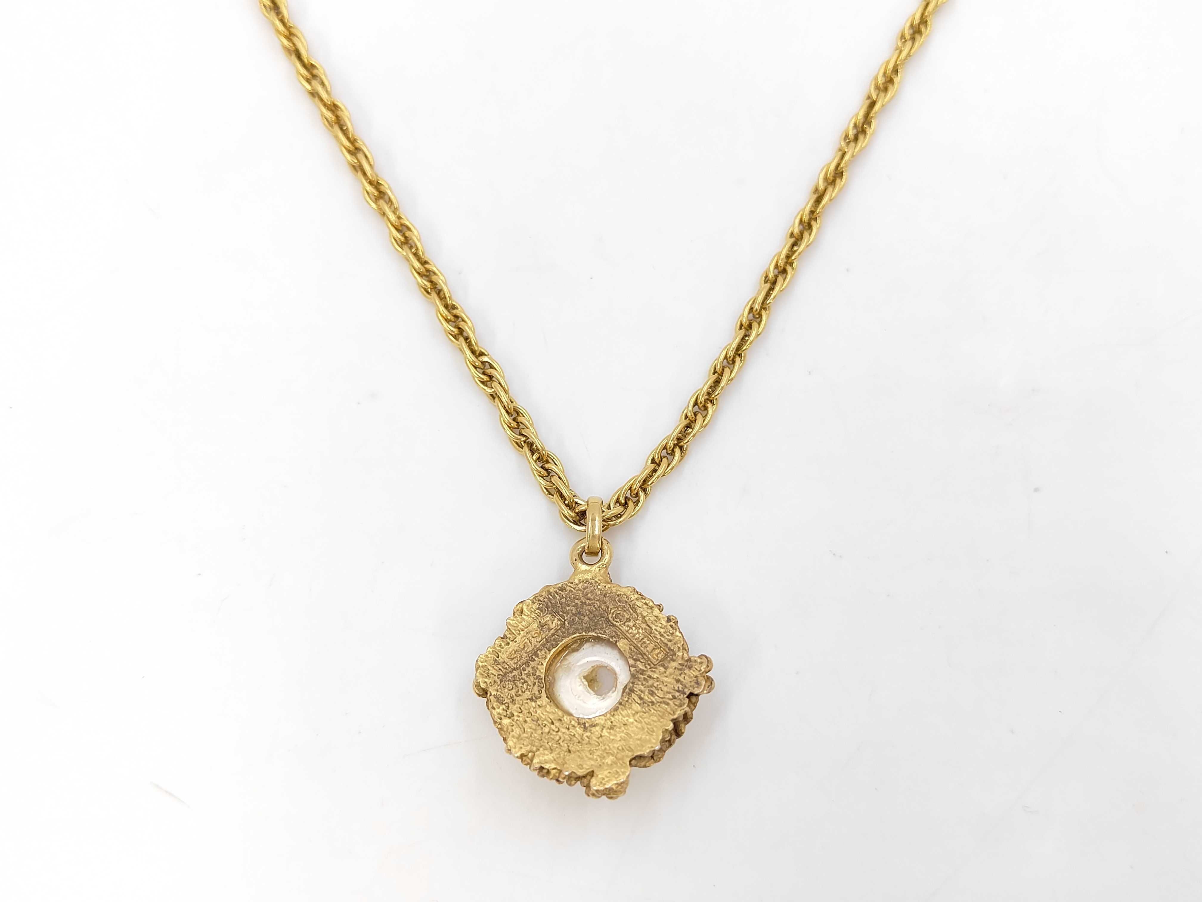 Faux Pearl Rope Frame Necklace (with comments) — view 2