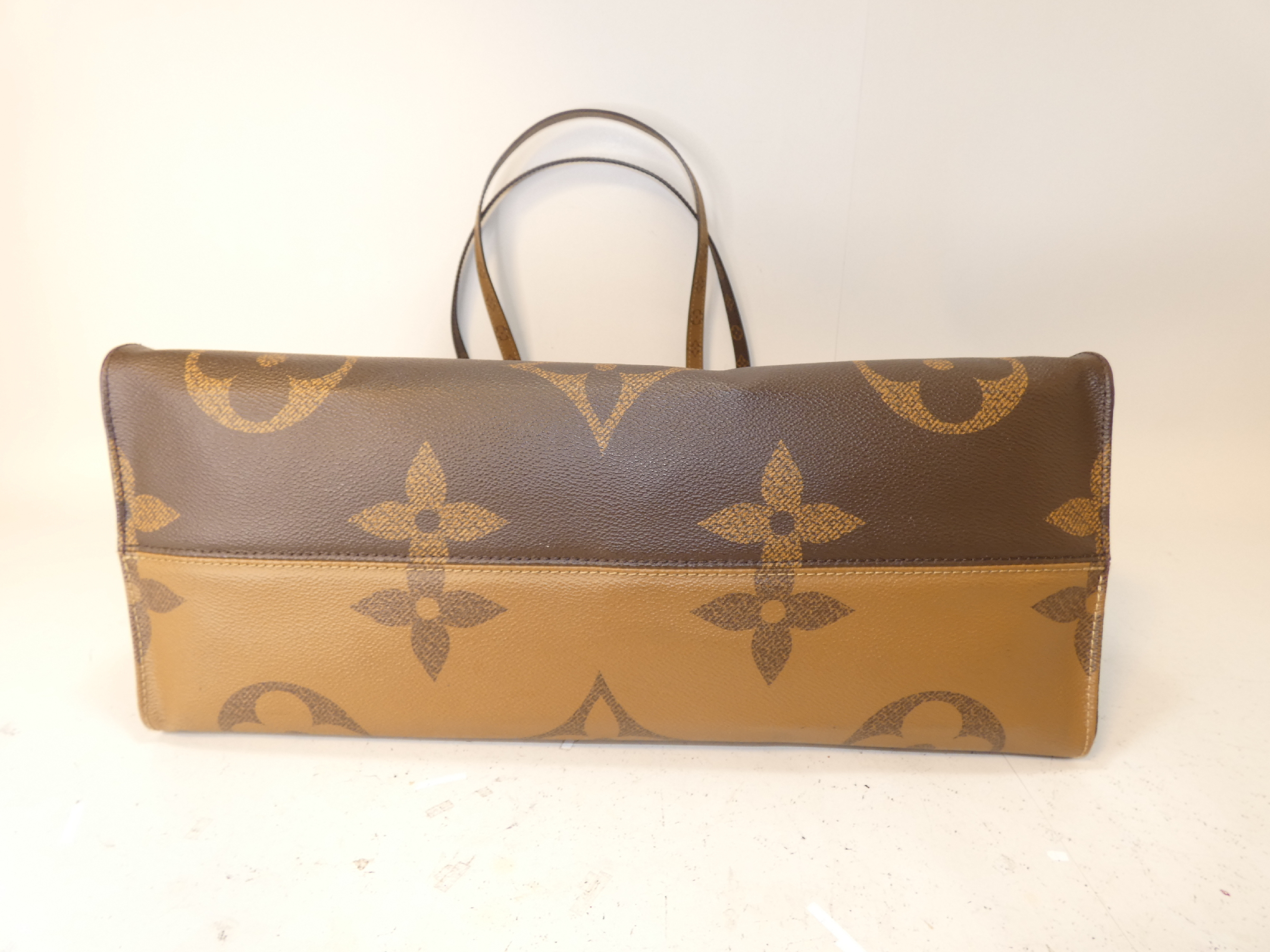 OnTheGo GM Monogram Giant Reverse Hand Shoulder Handbag — view 6
