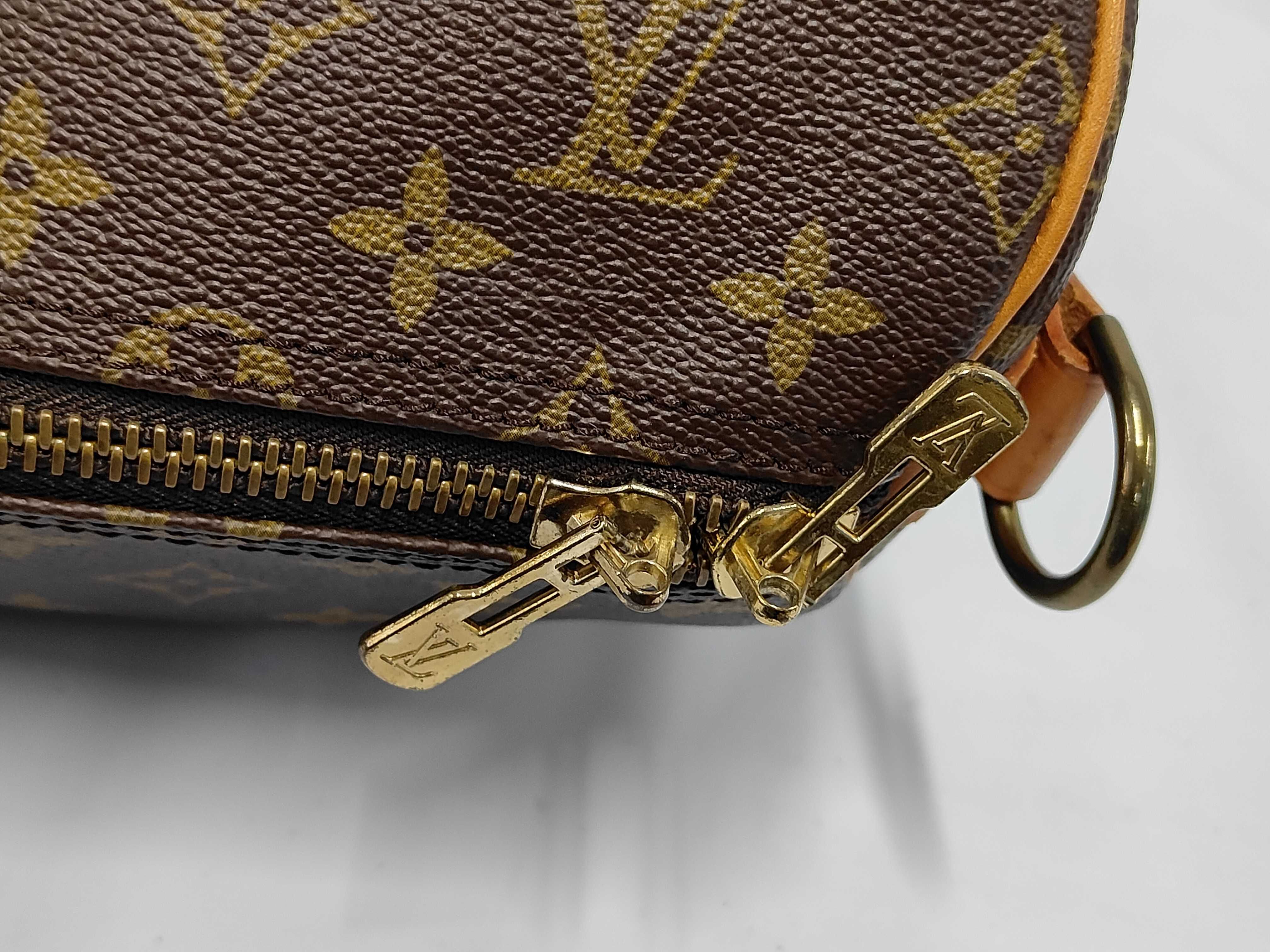 Keepall 55 Bandoulière Monogram Shoulder Bag — view 9