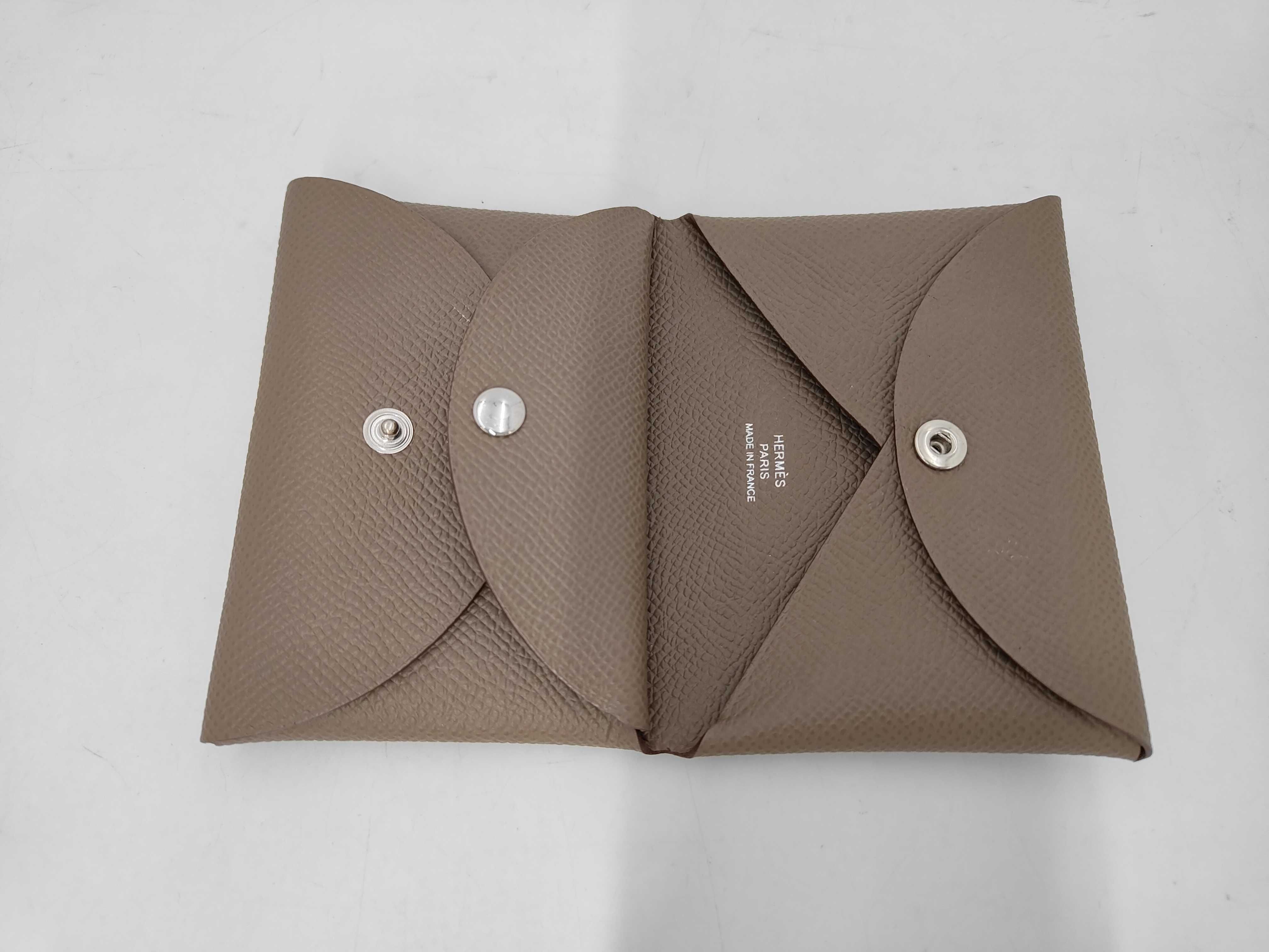 Calvi Duo Veau Epsom Etoupe K-stamp Card Case — view 4