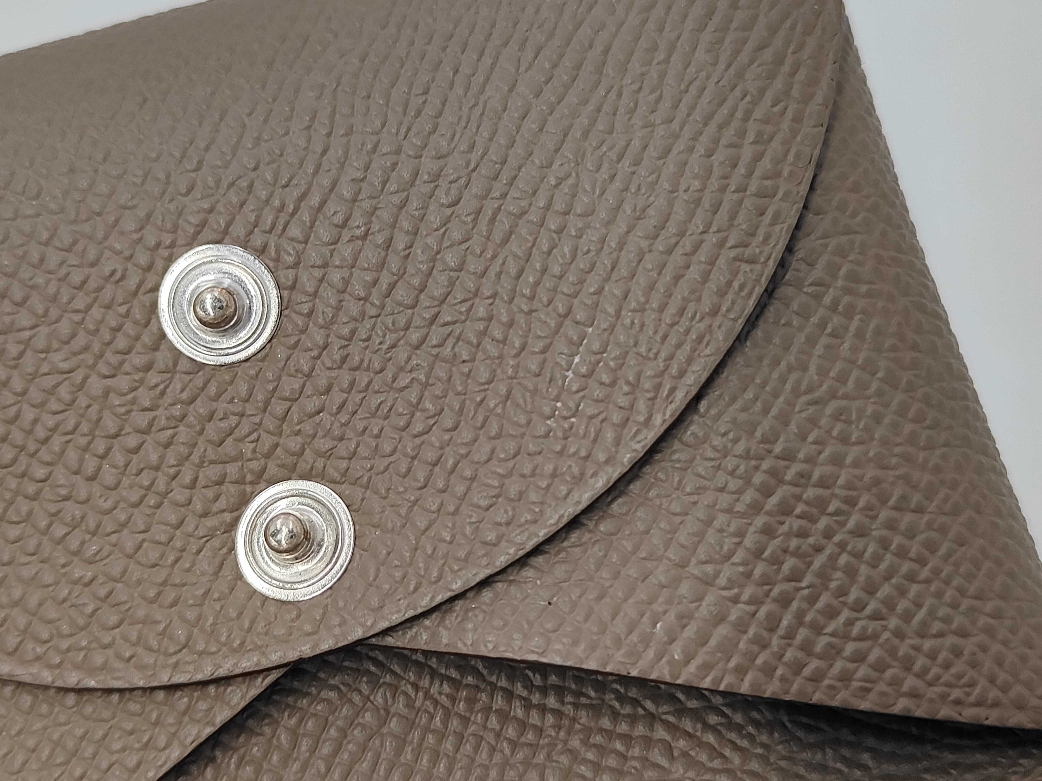 Calvi Duo Veau Epsom Etoupe K-stamp Card Case — view 8