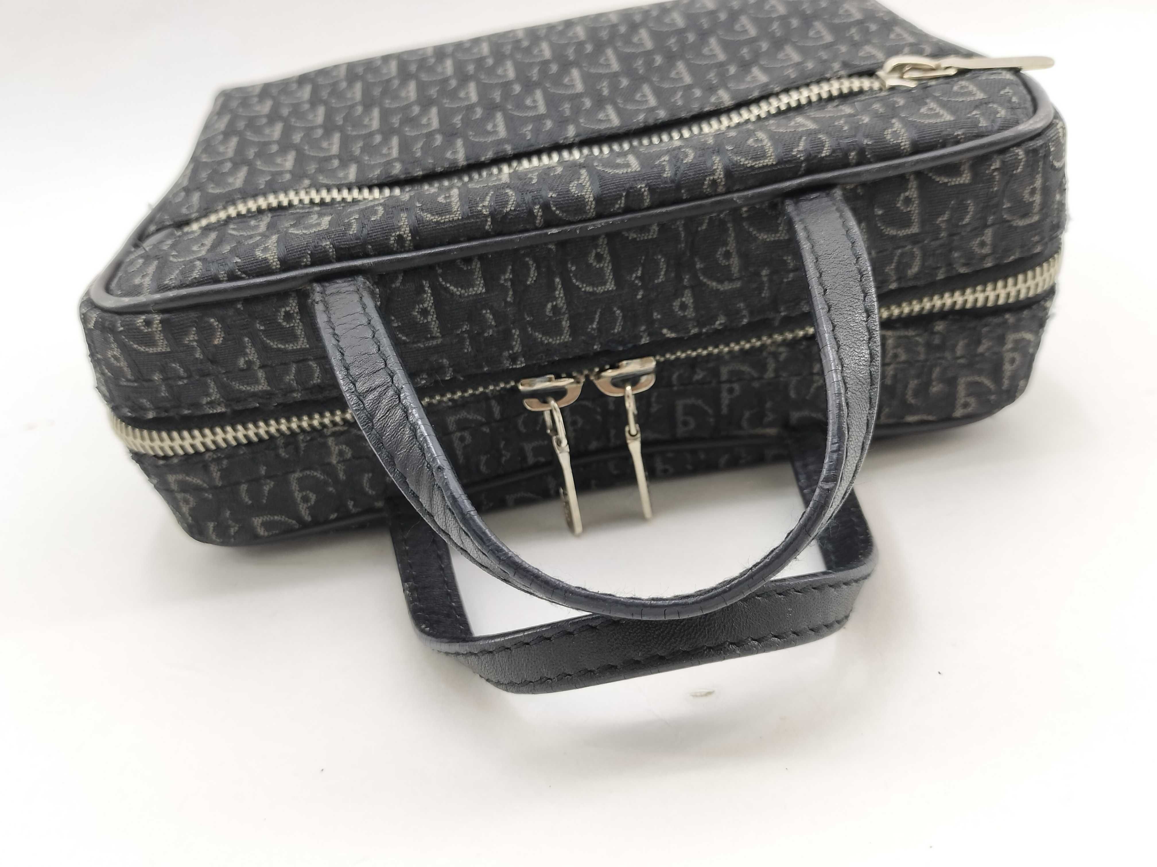 Trotter Mini Handbag (Black) — view 9