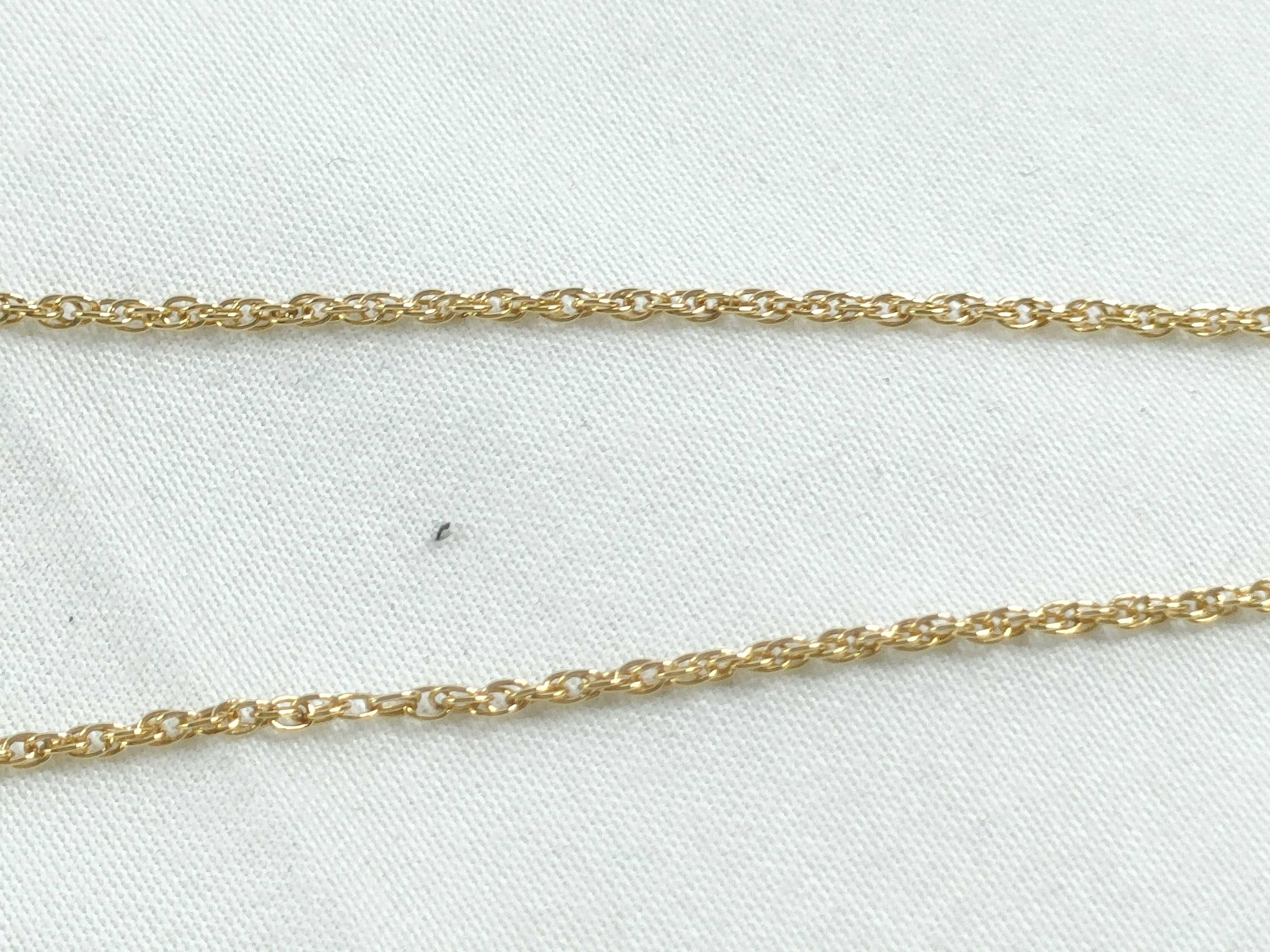 necklace, no missing stones. — view 5