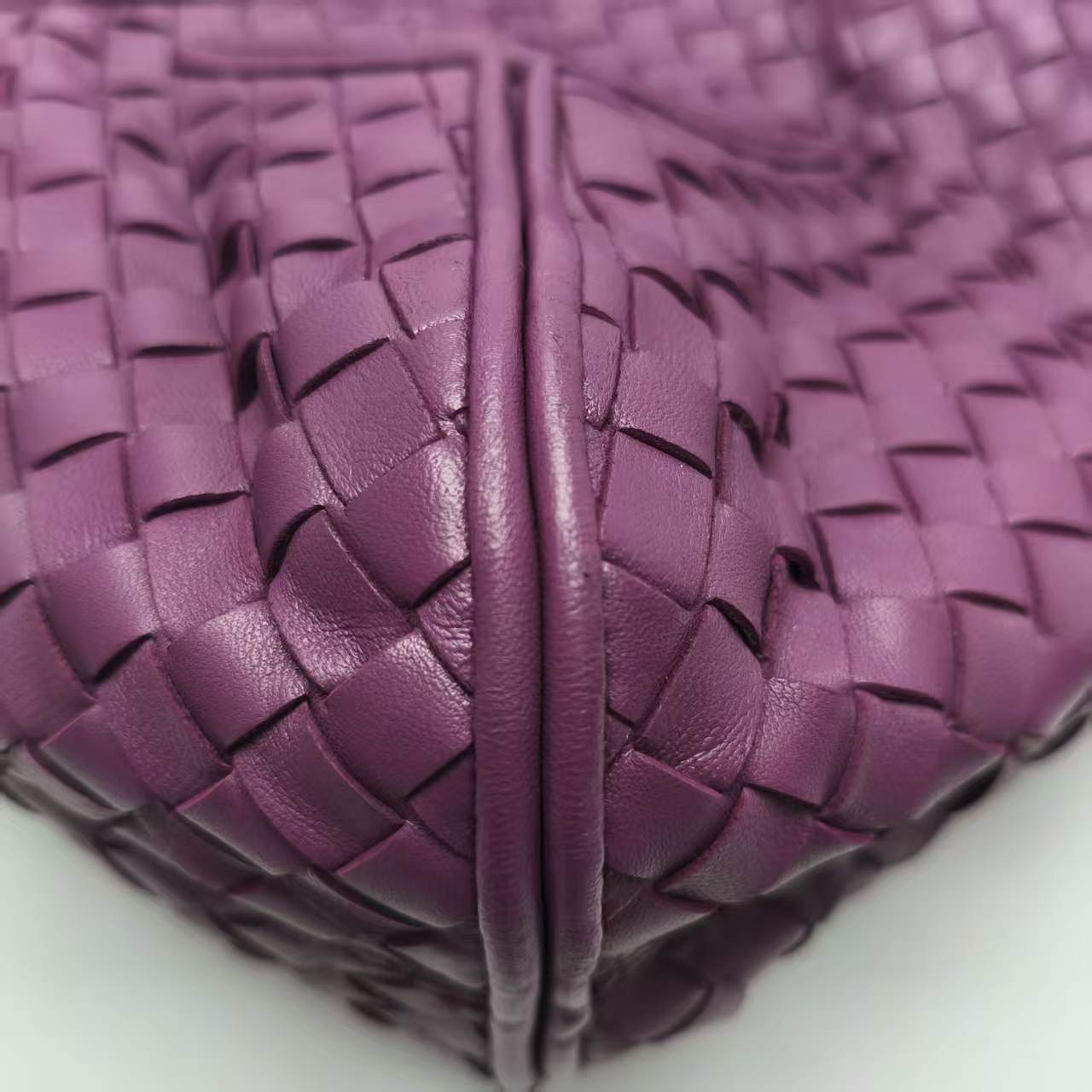 【*Shipped from: China*】BOTTEGA VENETA Lambskin Handbag — view 6