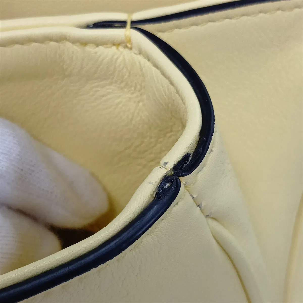 Horsebit 1955 Leather Shoulder Bag, Yellow, 850515 — view 11