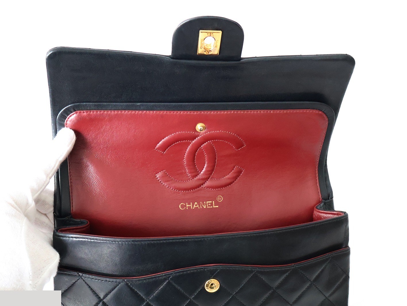 Matelassé 25 Lambskin Double Flap Double Chain Shoulder Bag, Black — view 11