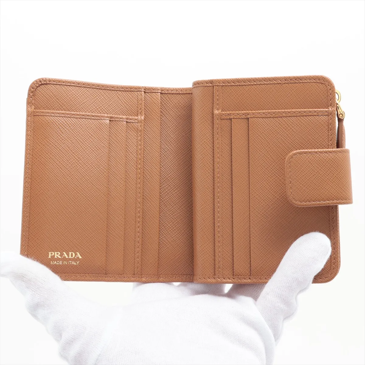 Saffiano Triangle 1ML018 Leather Compact Wallet Brown — view 3
