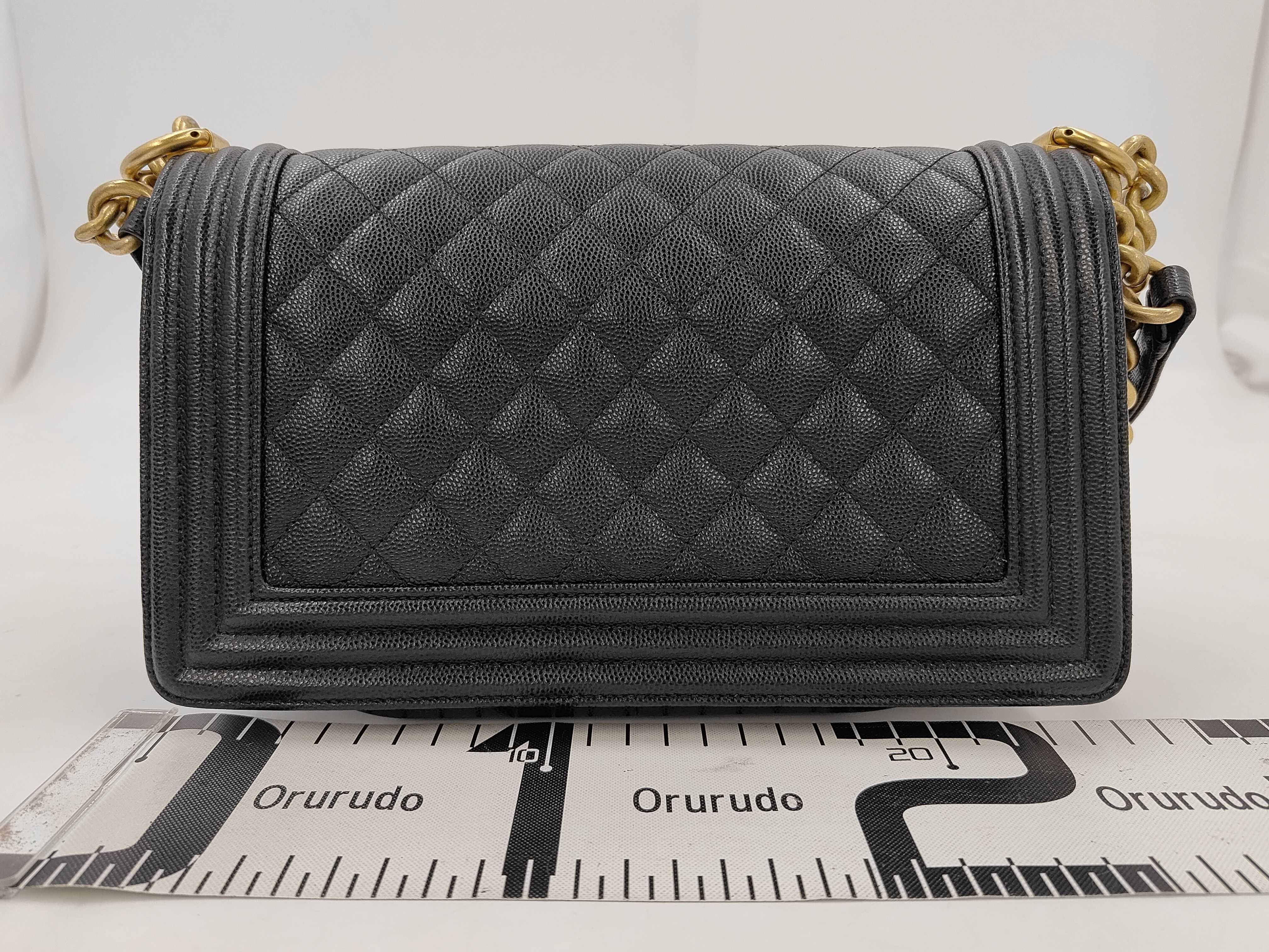 Boy Chanel 25 A67086 Shoulder Bag — view 2