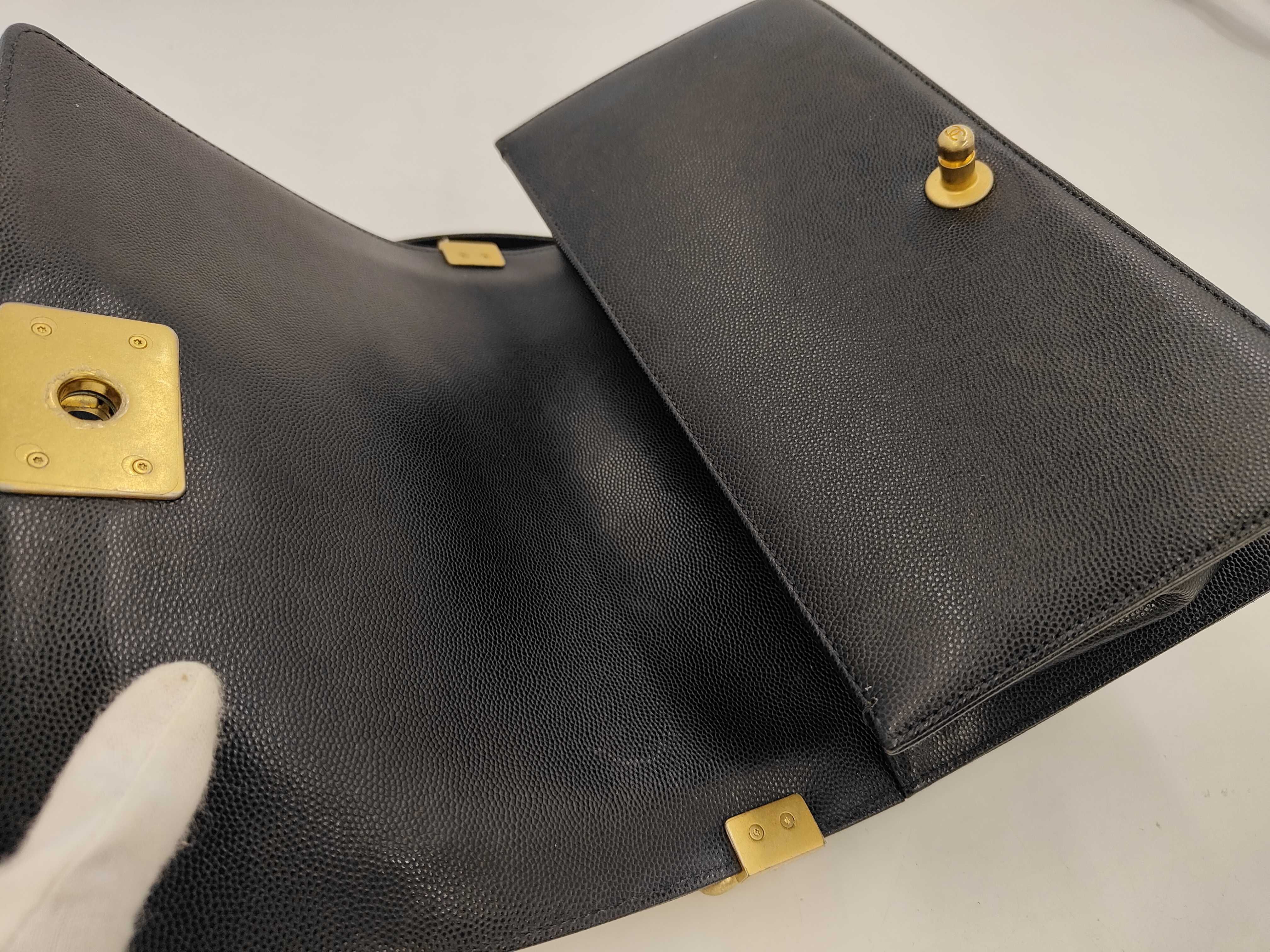 Boy Chanel 25 A67086 Shoulder Bag — view 7