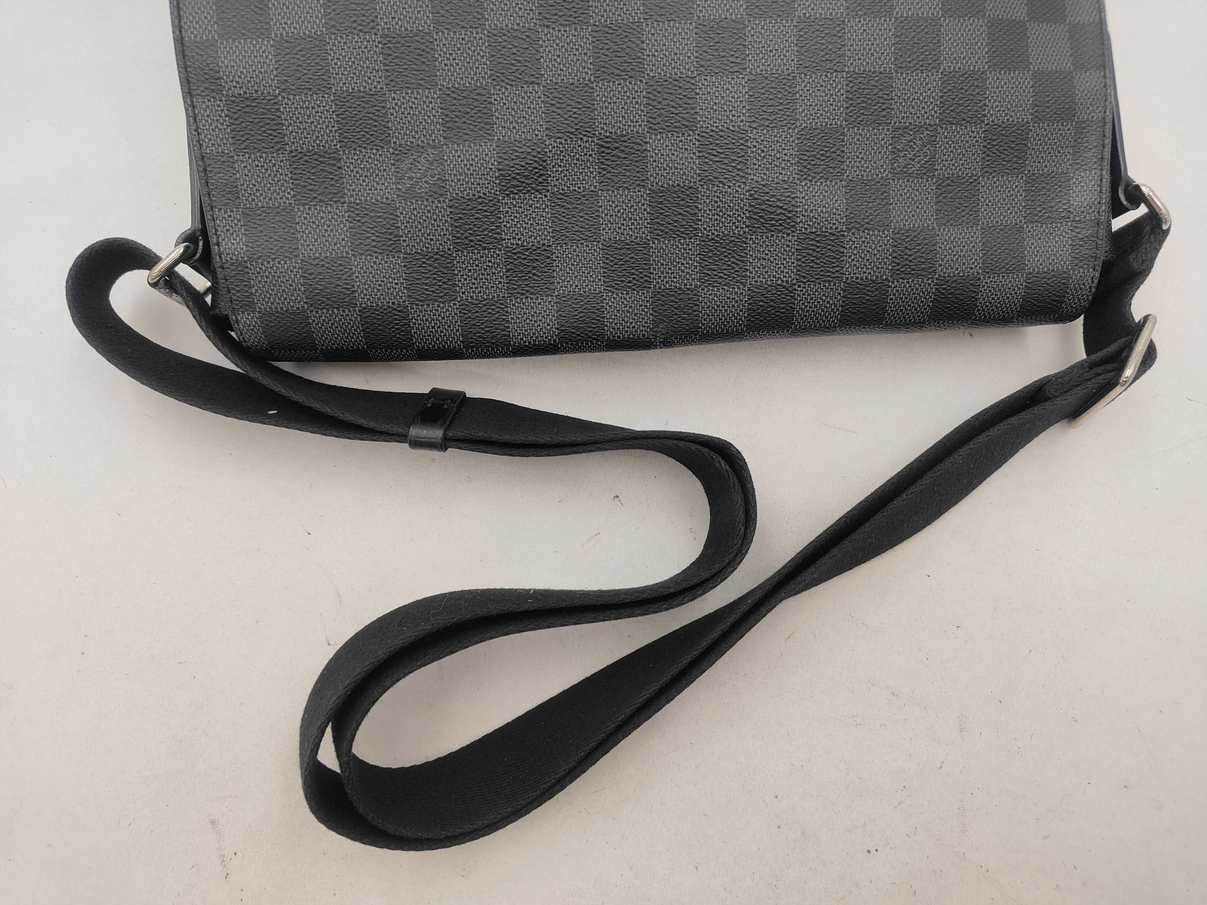 Damier Graphite District MM Damier Graphite Shoulder Messenger Bag — view 3