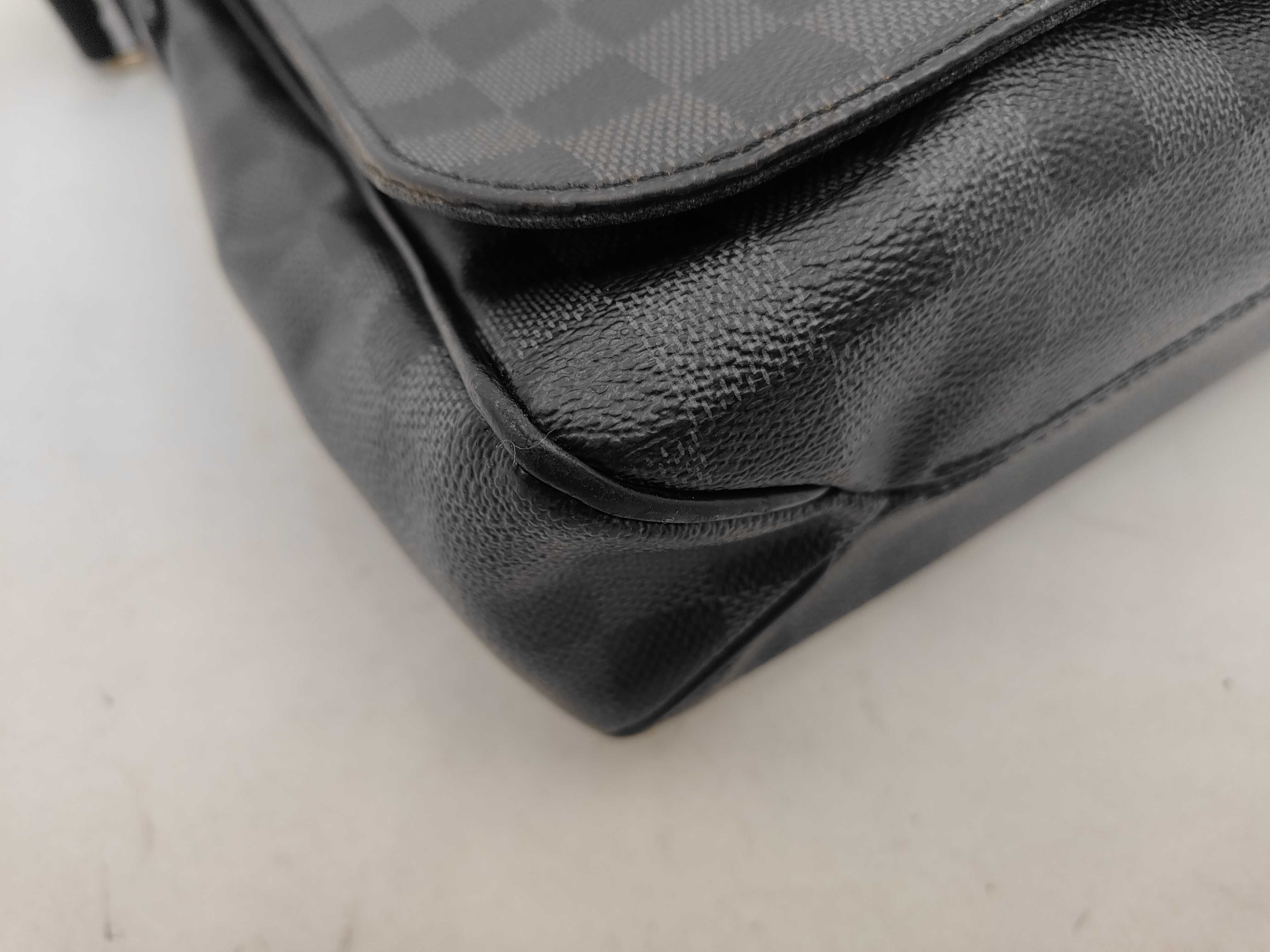 Damier Graphite District MM Damier Graphite Shoulder Messenger Bag — view 6