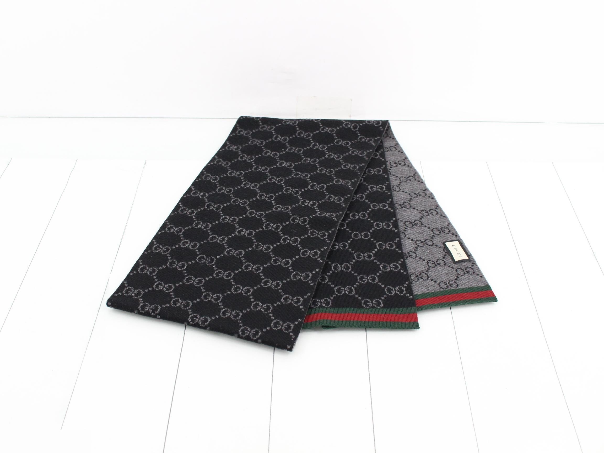 GG pattern scarf, with sherry trim, gray and black. — view 3