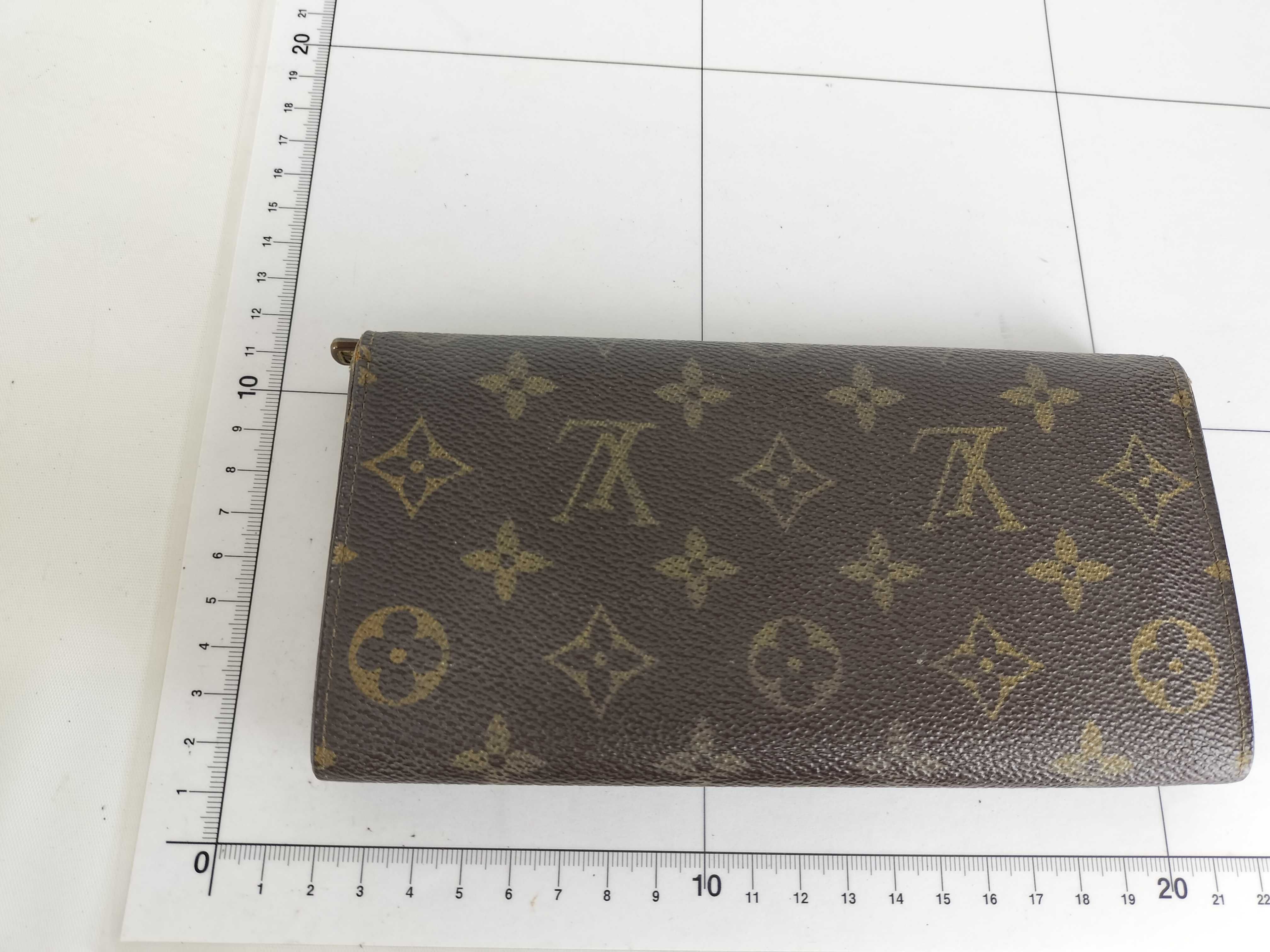 Monogram Portefeuille Sarah Wallet — view 15