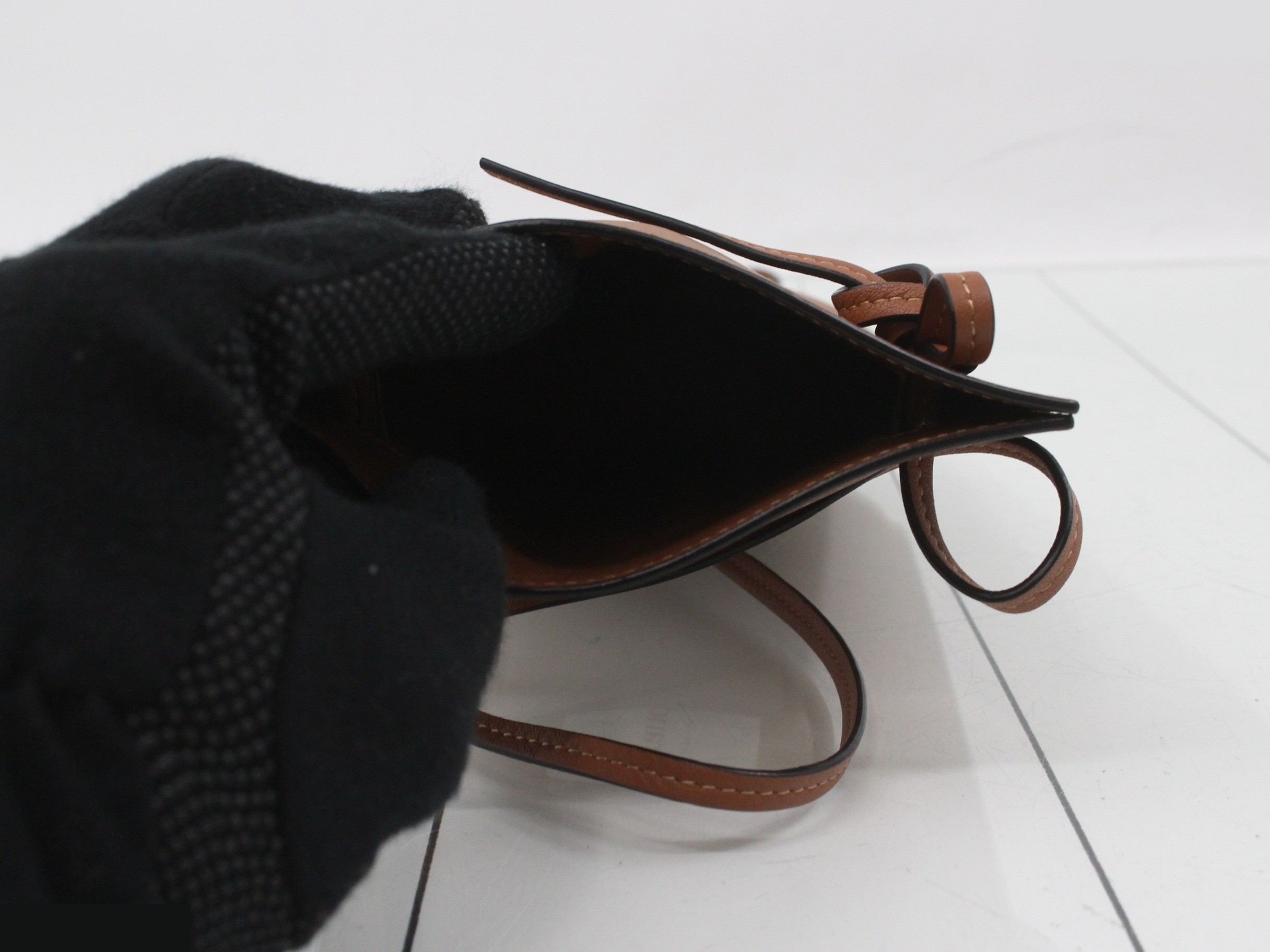 Dice Pocket Shoulder Bag — view 4