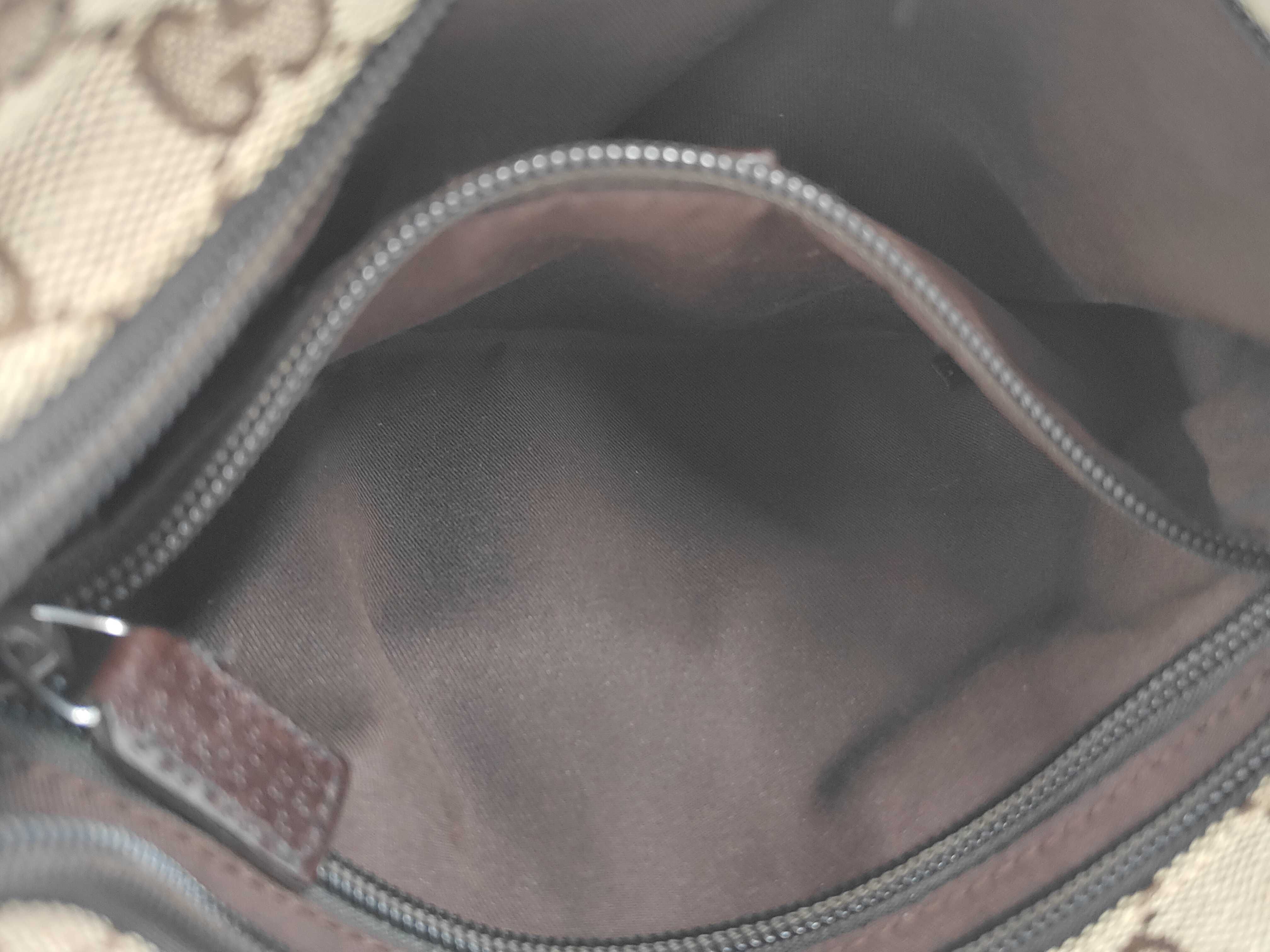 GG Canvas Shoulder Bag 146309 — view 10