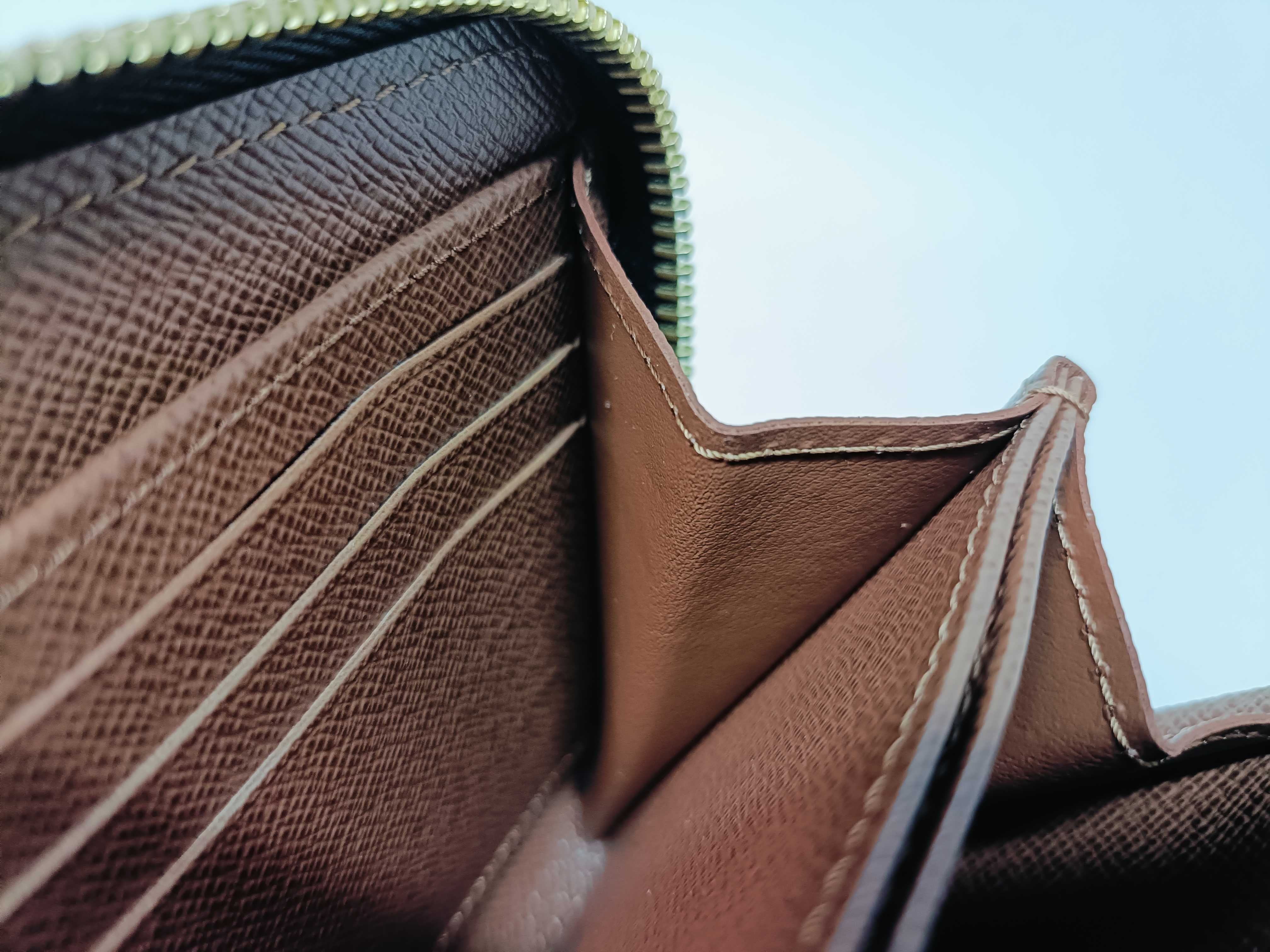 Monogram M42616 Zippy Wallet — view 9