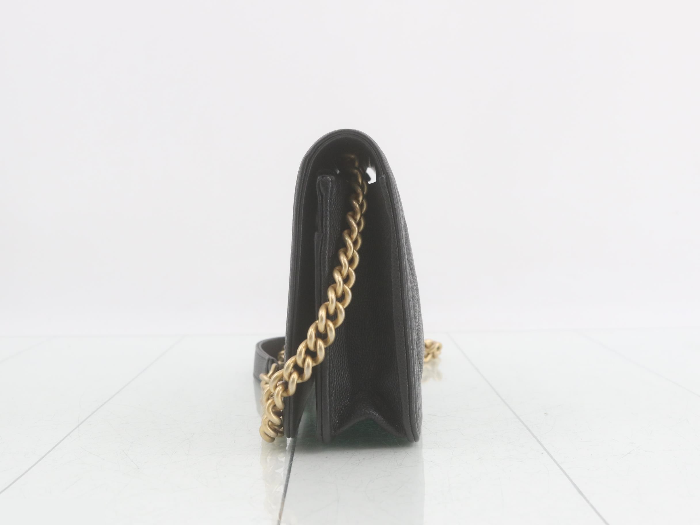 Plate IC Caviar Skin (Bag) Shoulder Bag - Black — view 3