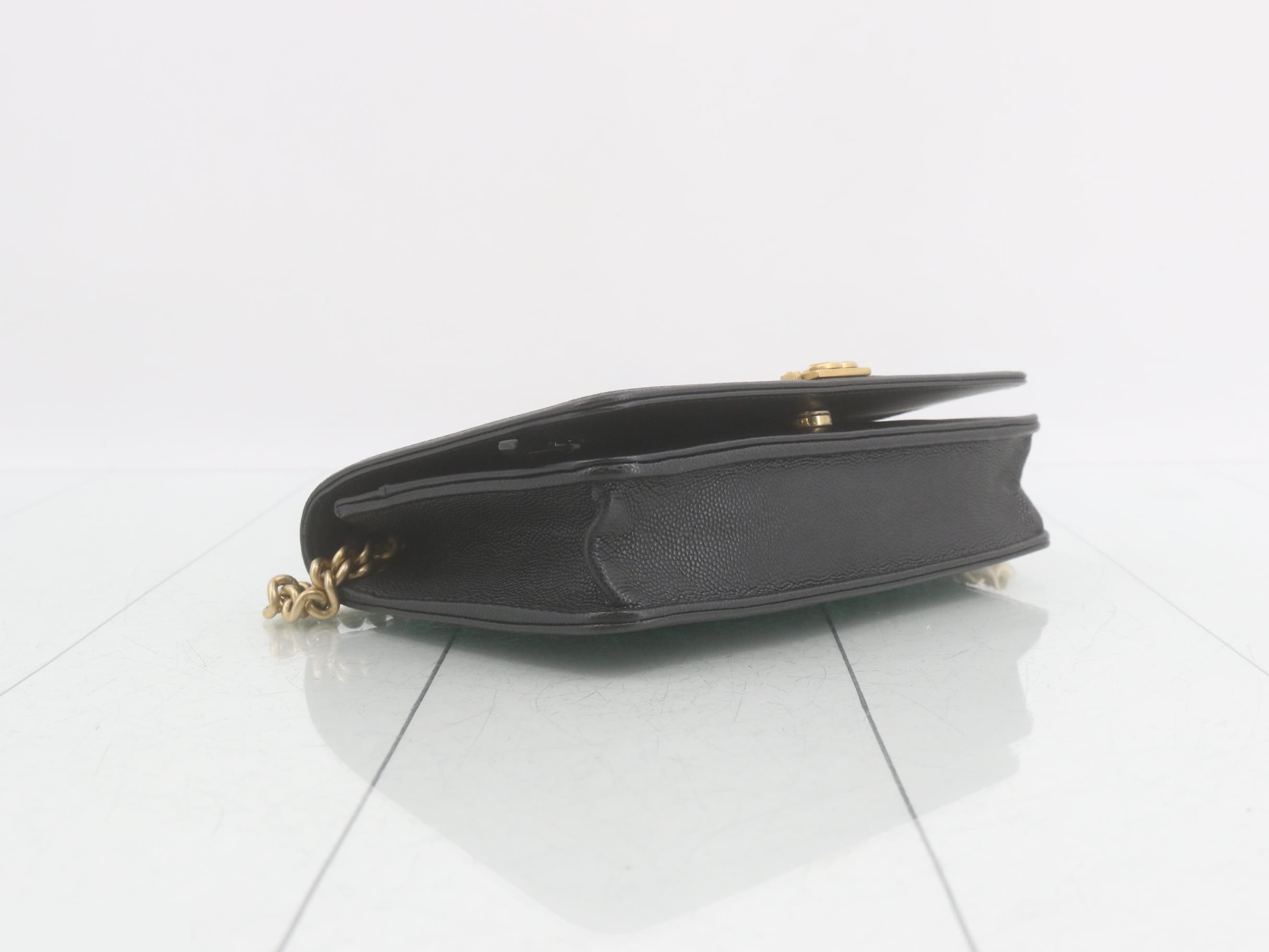 Plate IC Caviar Skin (Bag) Shoulder Bag - Black — view 5